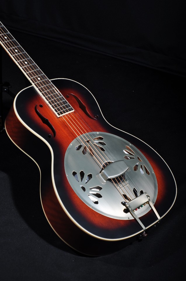 Gretsch G9240 Alligator Biscuit Resonator Guitar Sunburst Round Neck Mint StreetSoundsNYC