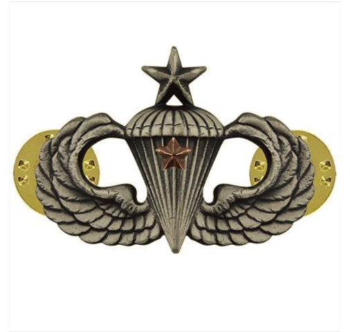 Vanguard ARMY BADGE: SENIOR COMBAT PARACHUTE FIRST AWARD - SILVER OXIDIZED