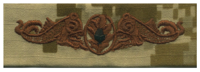 Vanguard NAVY EMBROIDERED BADGE: SUBMARINE MEDICAL - DESERT DIGITAL
