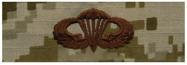 Vanguard NAVY EMBROIDERED BADGE: BASIC PARACHUTIST - DESERT DIGITAL
