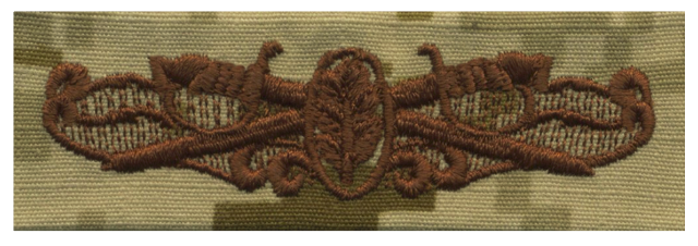 Vanguard NAVY EMBROIDERED BADGE: SURFACE WARFARE NURSE - DESERT DIGITAL