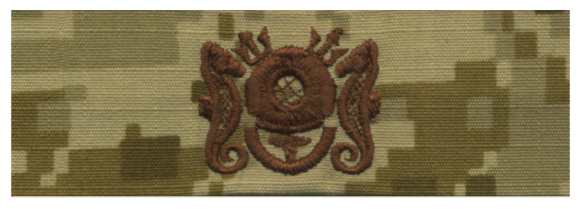 Vanguard NAVY EMBROIDERED BADGE: DIVING MEDICAL TECHNICIAN - DESERT DIGITAL