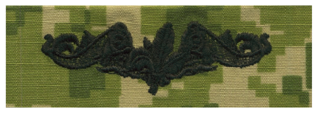 Vanguard NAVY EMBROIDERED BADGE: SUBMARINE SUPPLY - WOODLAND DIGITAL