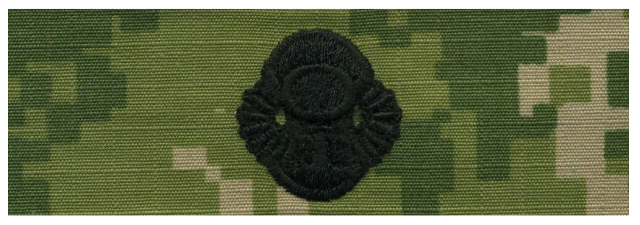Vanguard NAVY EMBROIDERED BADGE: SCUBA DIVER - WOODLAND DIGITAL