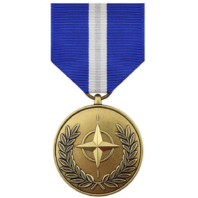 Vanguard Full Size NATO Balkans Operation Non Article 5 Military Medal Award