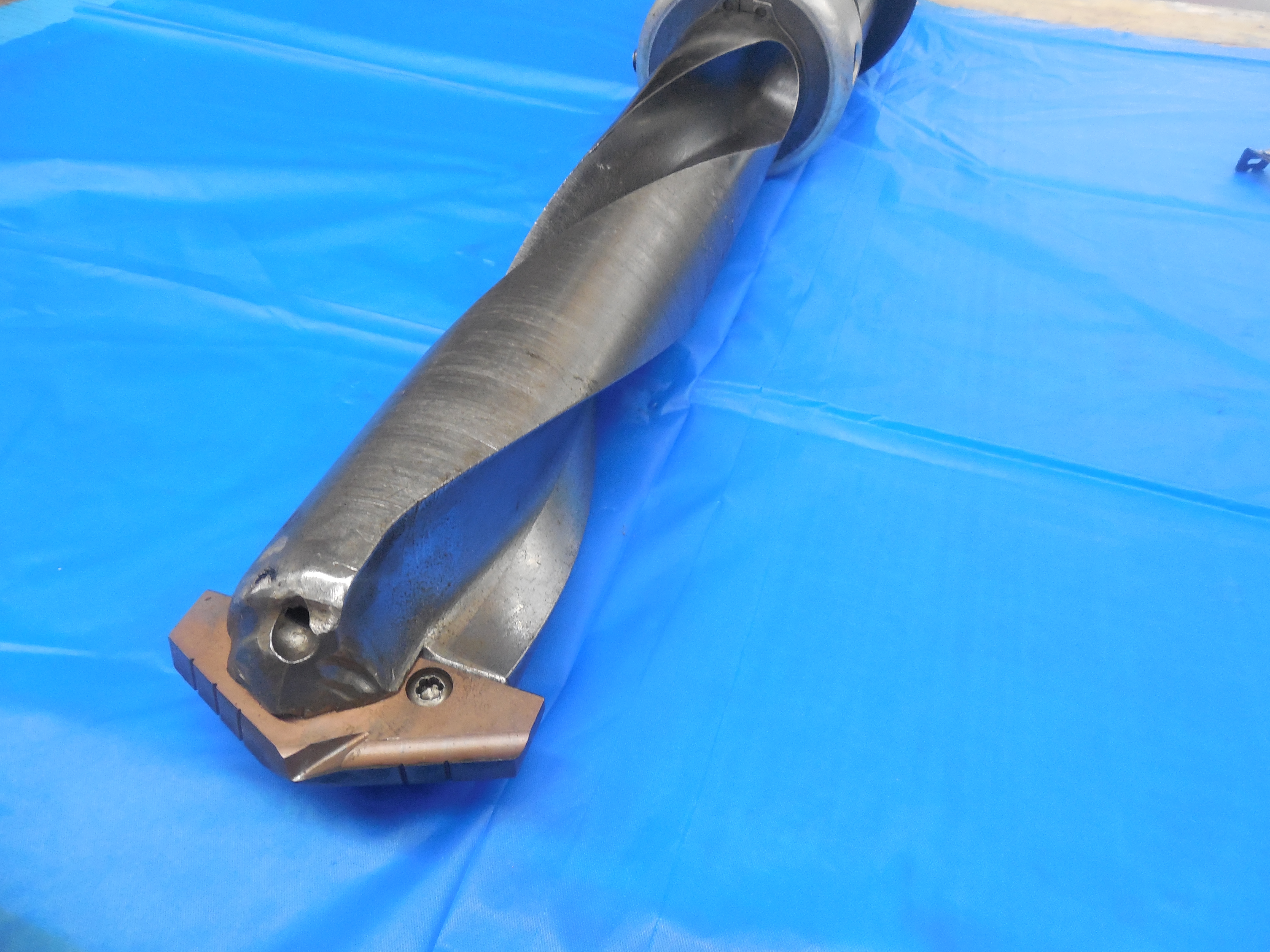 AMEC 1.850 DIA SPADE DRILL & HOLDER 2T5SR CAT50 MORSE TAPER 5 I.D