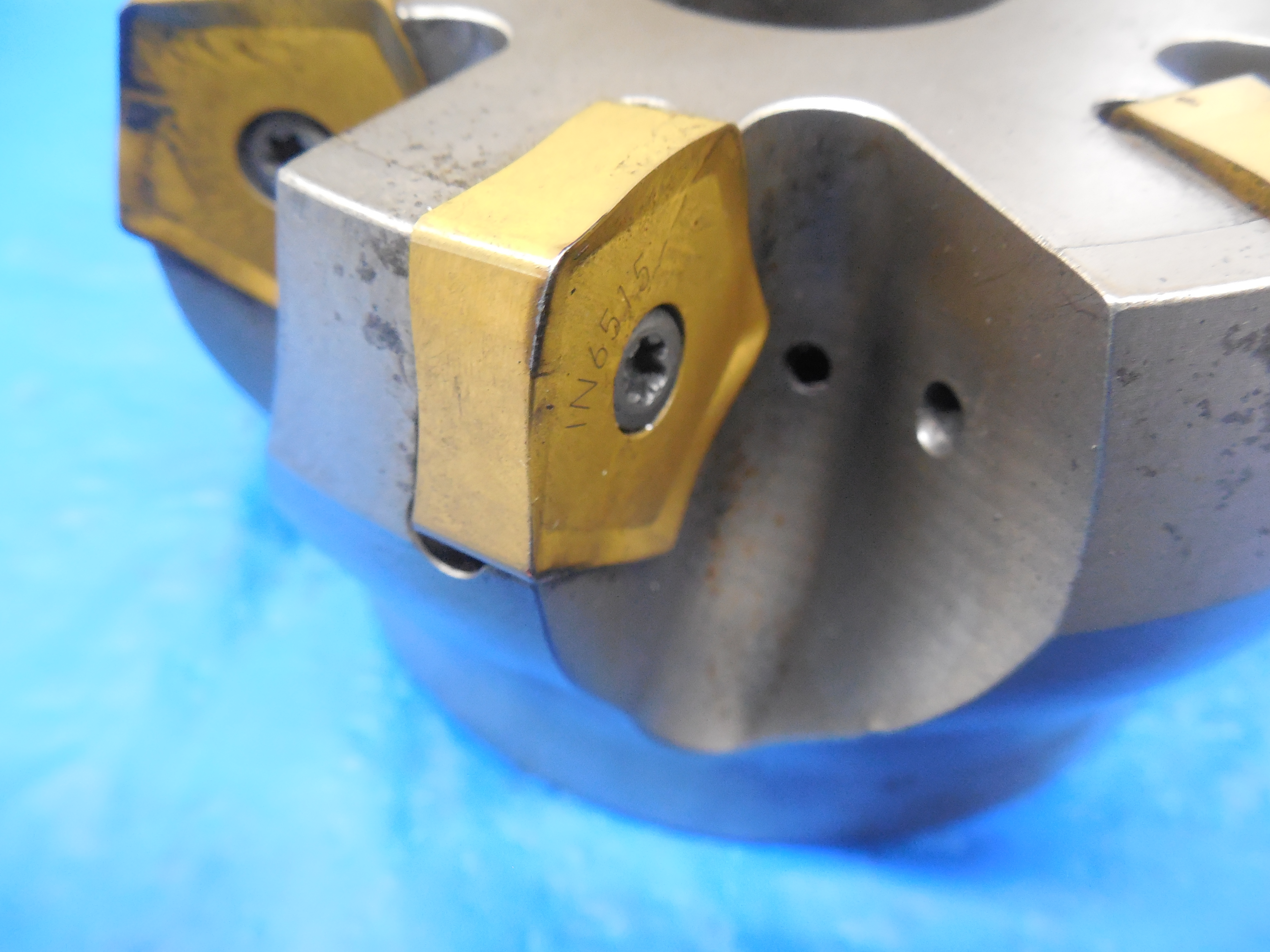 INGERSOLL DM5Q04R01 FACE MILL INDEXABLE INSERT 11/2" PILOT 5/8" KEYS