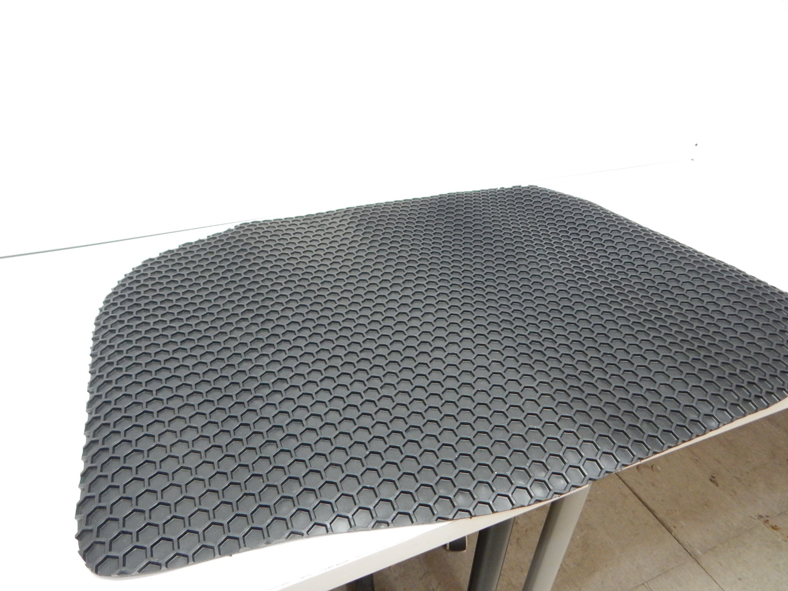 Intro Tech Fo 460 Rt B Hexomat Cargo Floor Mat For Ford Flex Black