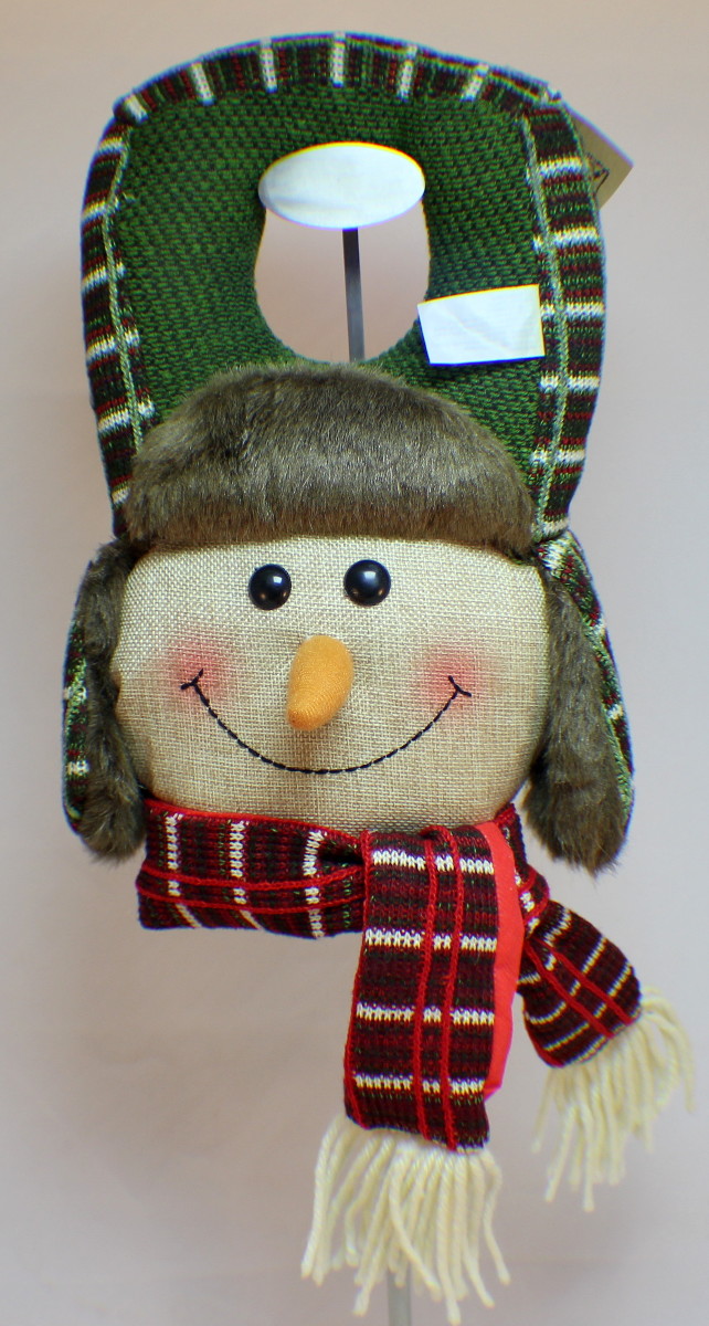 Door Knob Plush Hanger Snowman Greeter Hanna's Handiworks Winter Decor Dragonfly Whispers