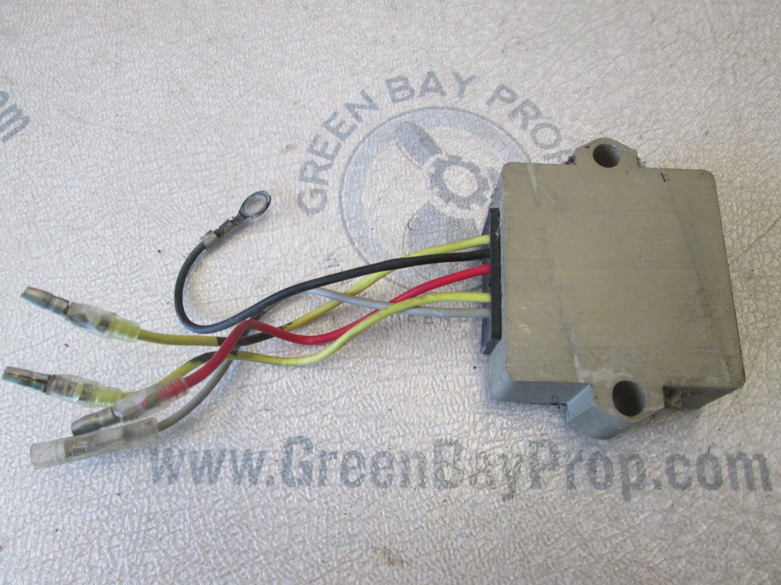 883071A1 Voltage Regulator for Force ELPT40 2cyl outboard