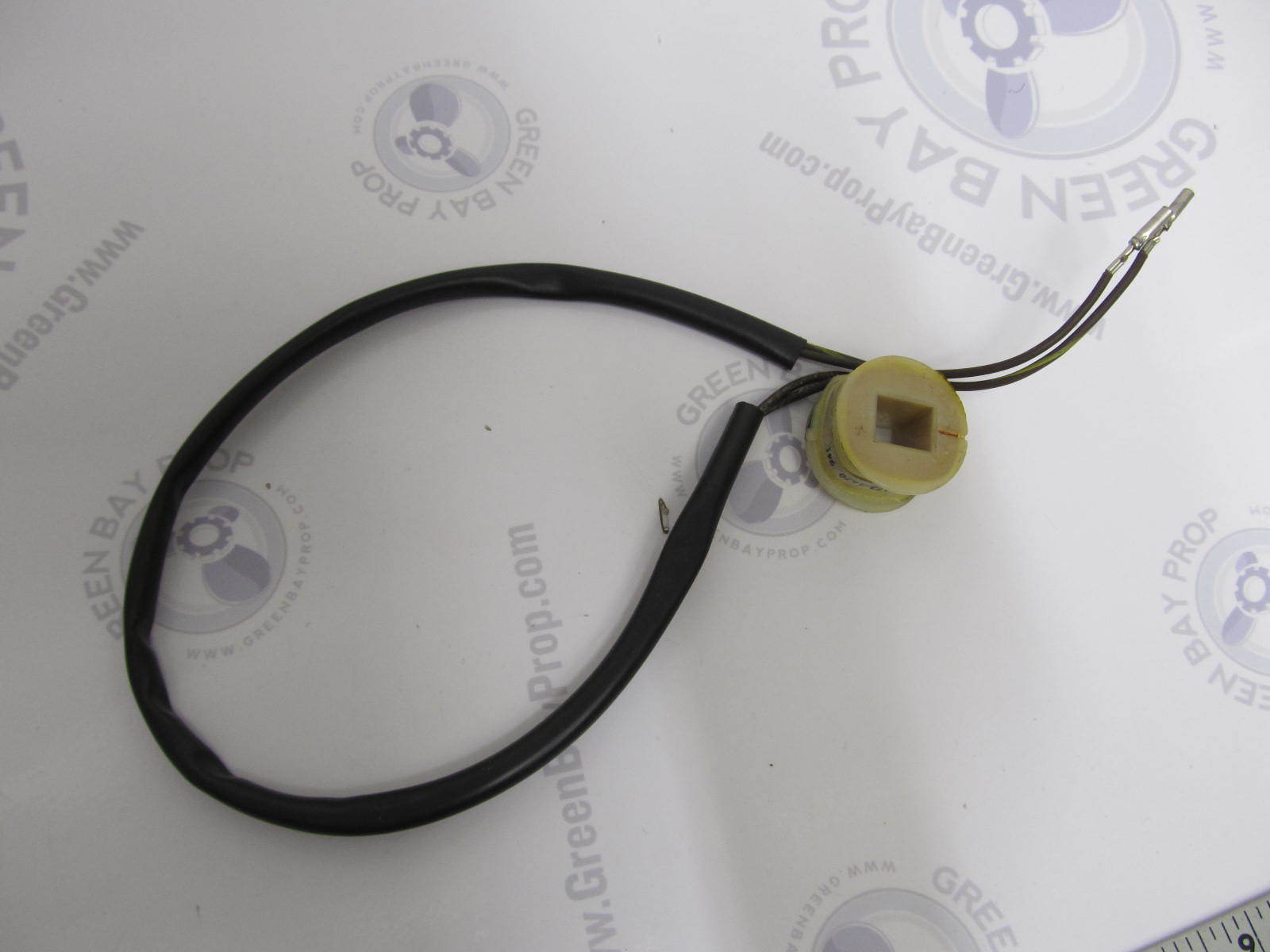 173-1670 CDI JOHNSON/EVINRUDE Stator COIL 2 Cylinder OMC 581670, 584504, 584840, 585073, 5000611