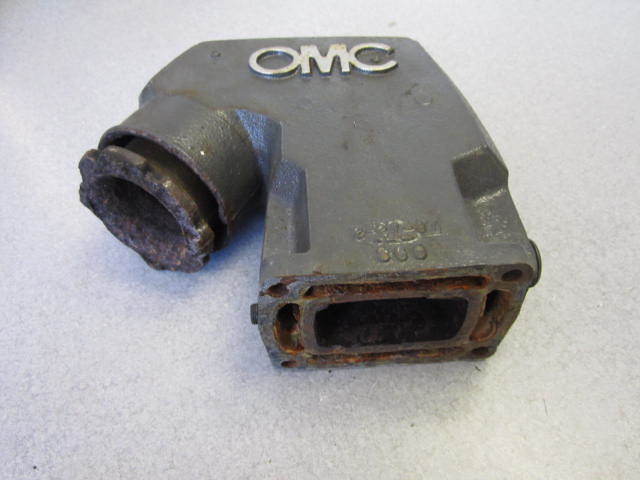 0909863 OMC Cobra Sterndrive Exhaust High Rise Elbow 5.0 5.7 Chevy V8 982680