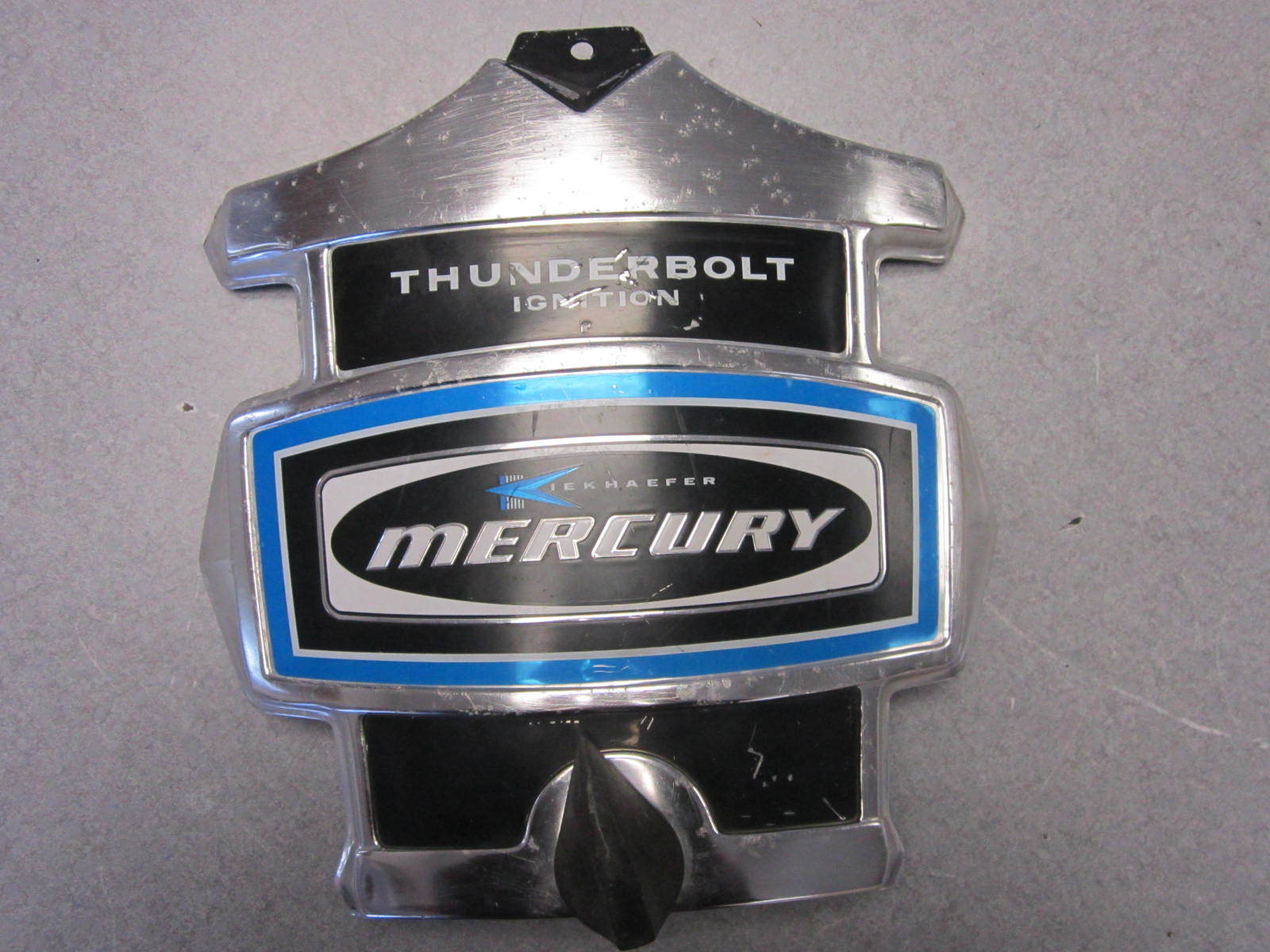 Mercury 500 50HP Outboard Front Cowl Power Trim Cover Emblem Kiekhaefer