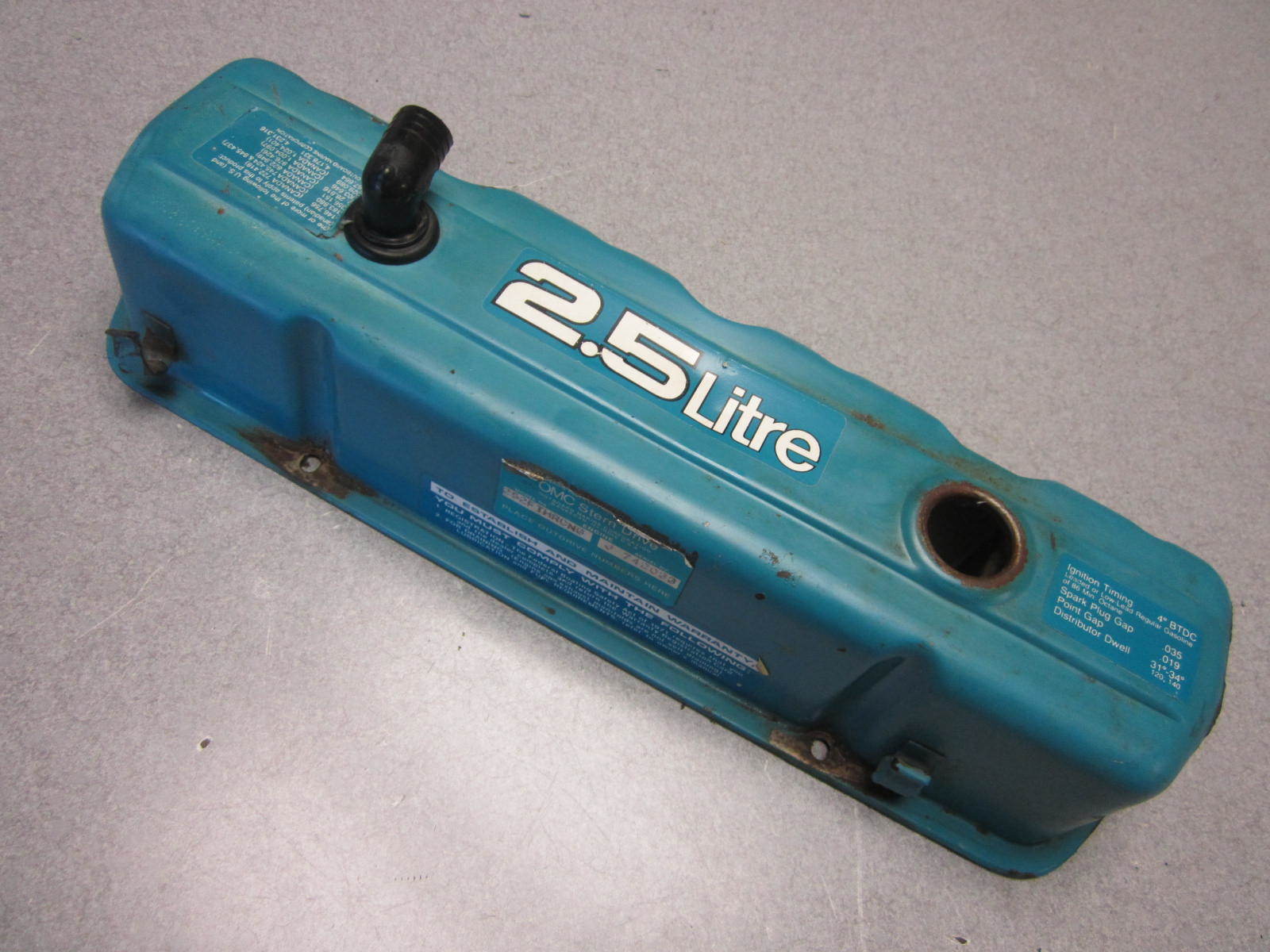 980502 OMC Stringer Blue Stern Drive 2.5L/120  Valve Cover