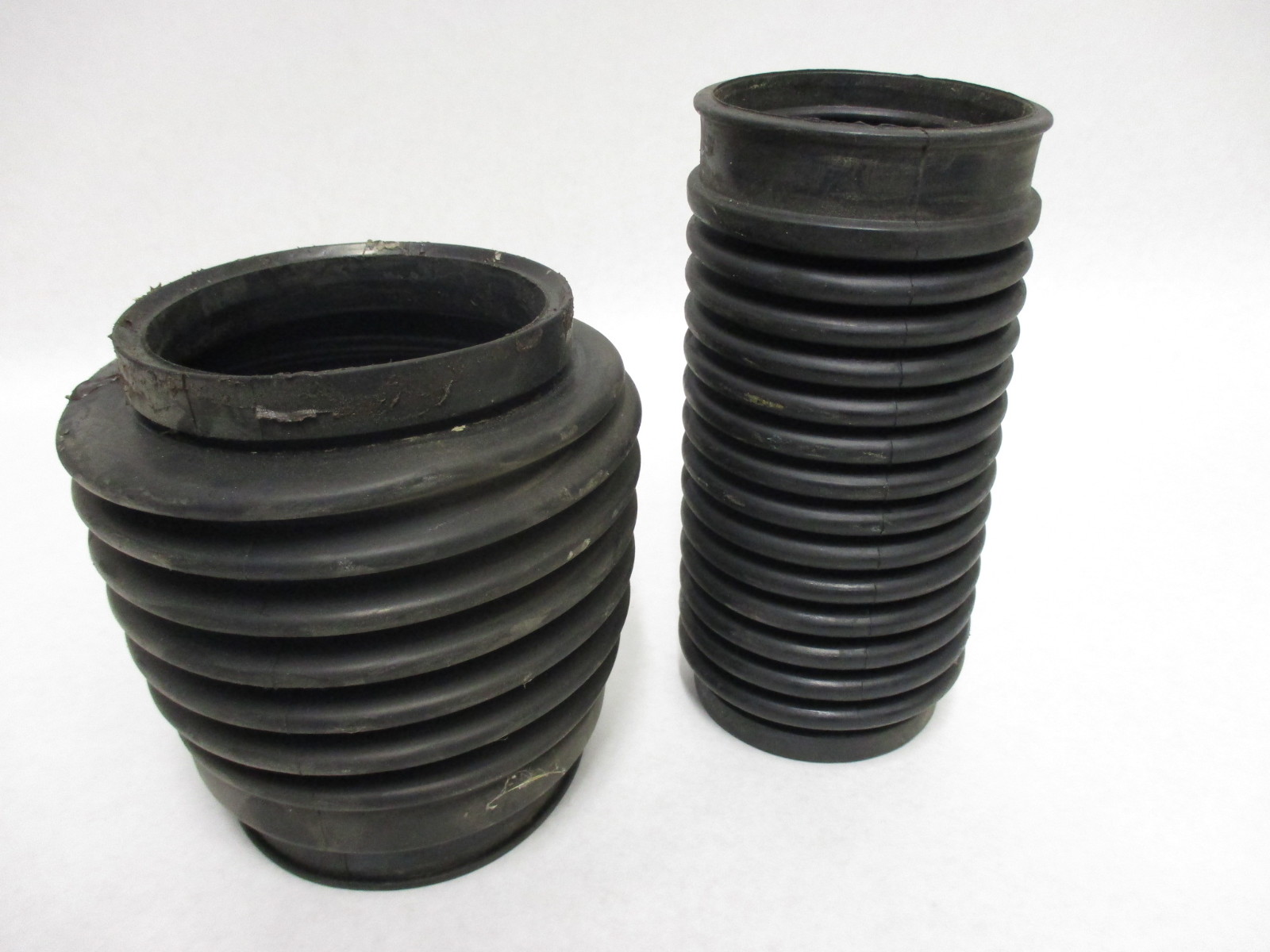 3854127 OMC Cobra Stern Drive Transom U-Joint & Exhaust Bellow 0983973