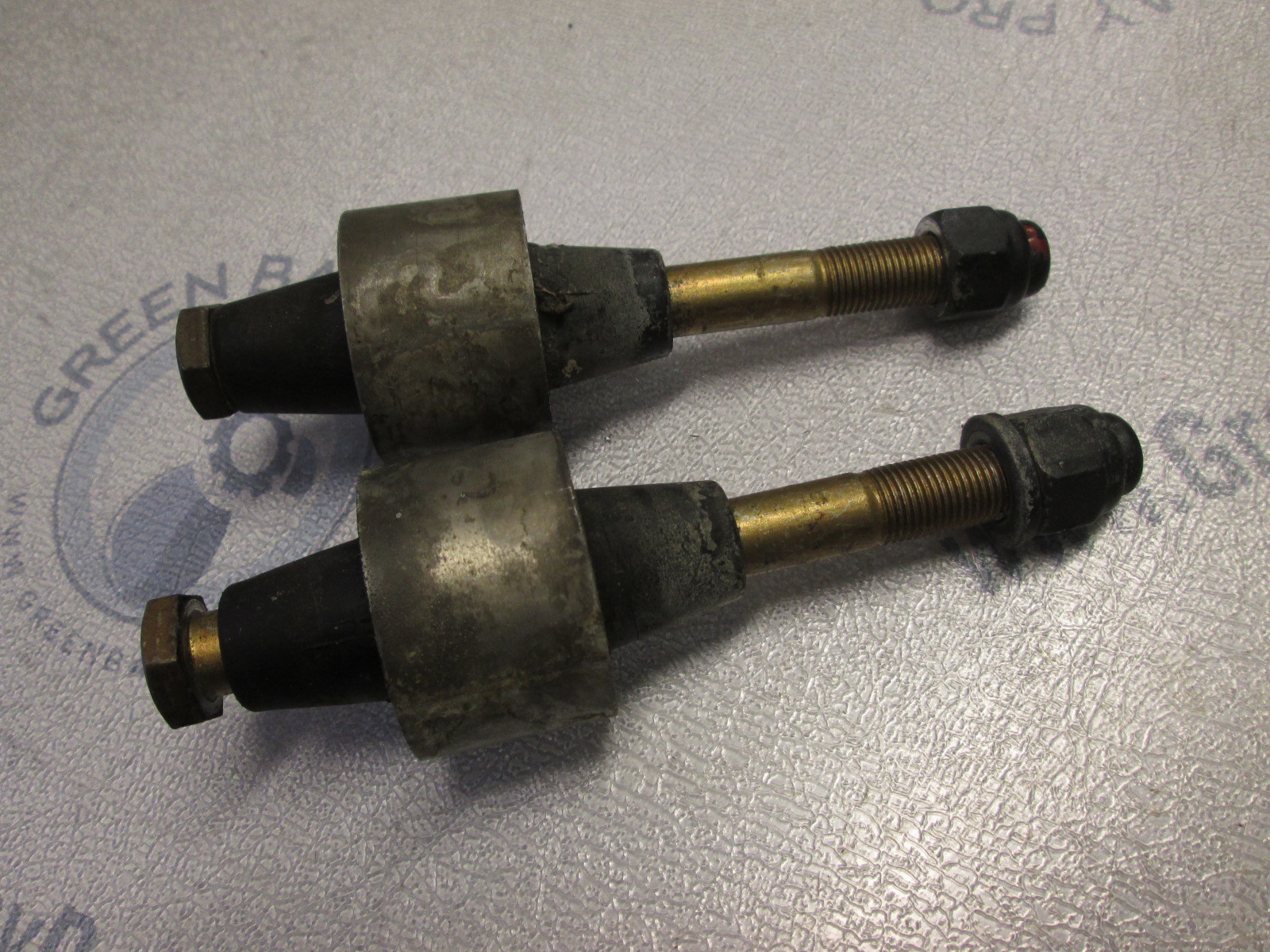 75304T 1 Mercury Mariner 3070 Hp Outboard Lower Engine Mount Green