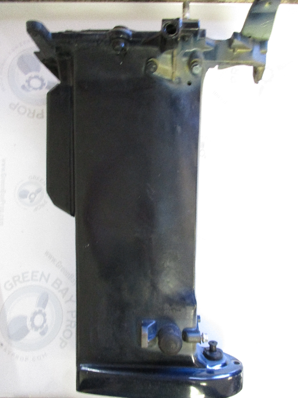 0436192 Evinrude Johnson 20-30 Hp Outboard Exhaust Housing Short Shaft 1993-1998