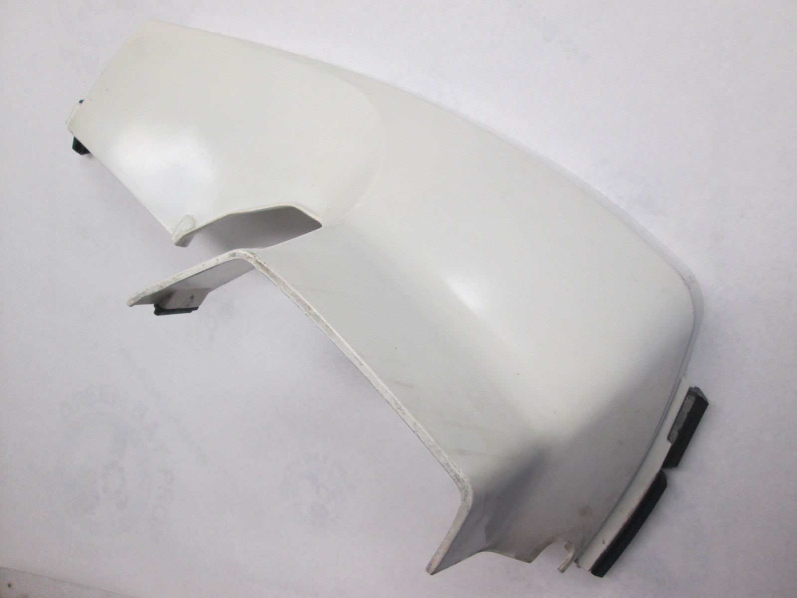 0434390 434390 Johnson Evinrude White Port Lower Engine Cover