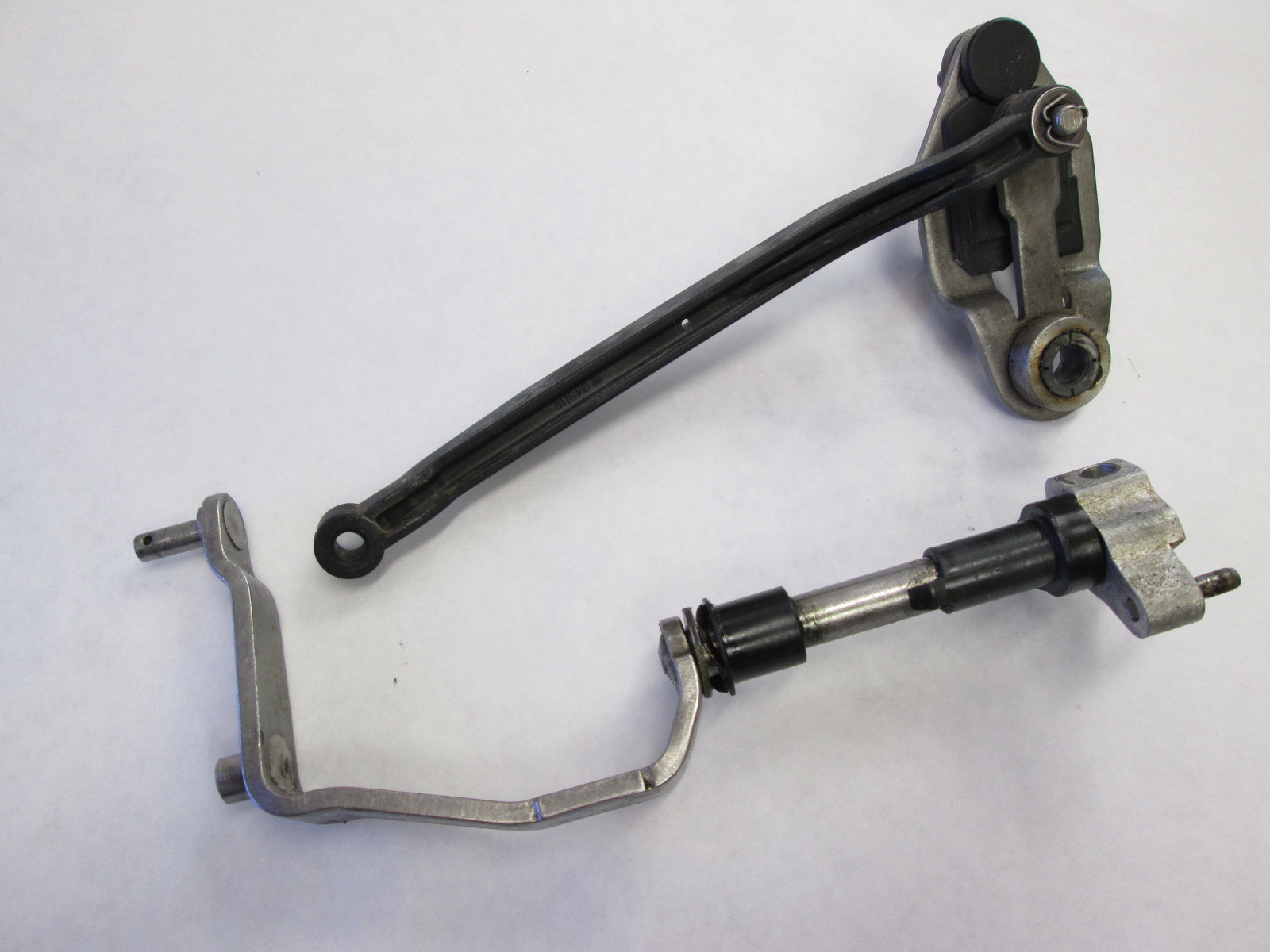 5001838 0439333 0433817 Evinrude Johnson Shift Shaft Shift Lever