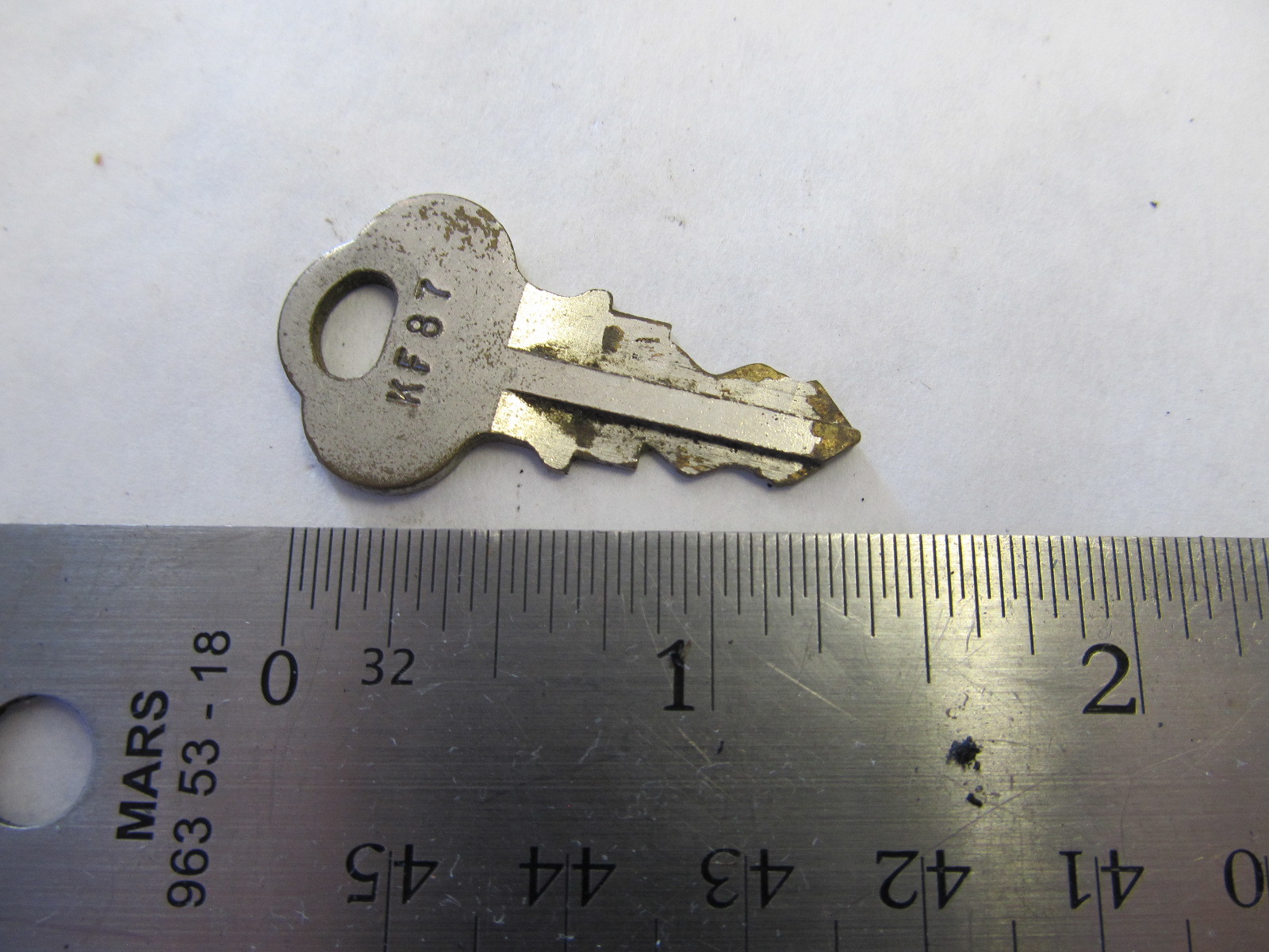 Used 501602 OMC Ignition Key KF87 for Evinrude Johnson Vintage
