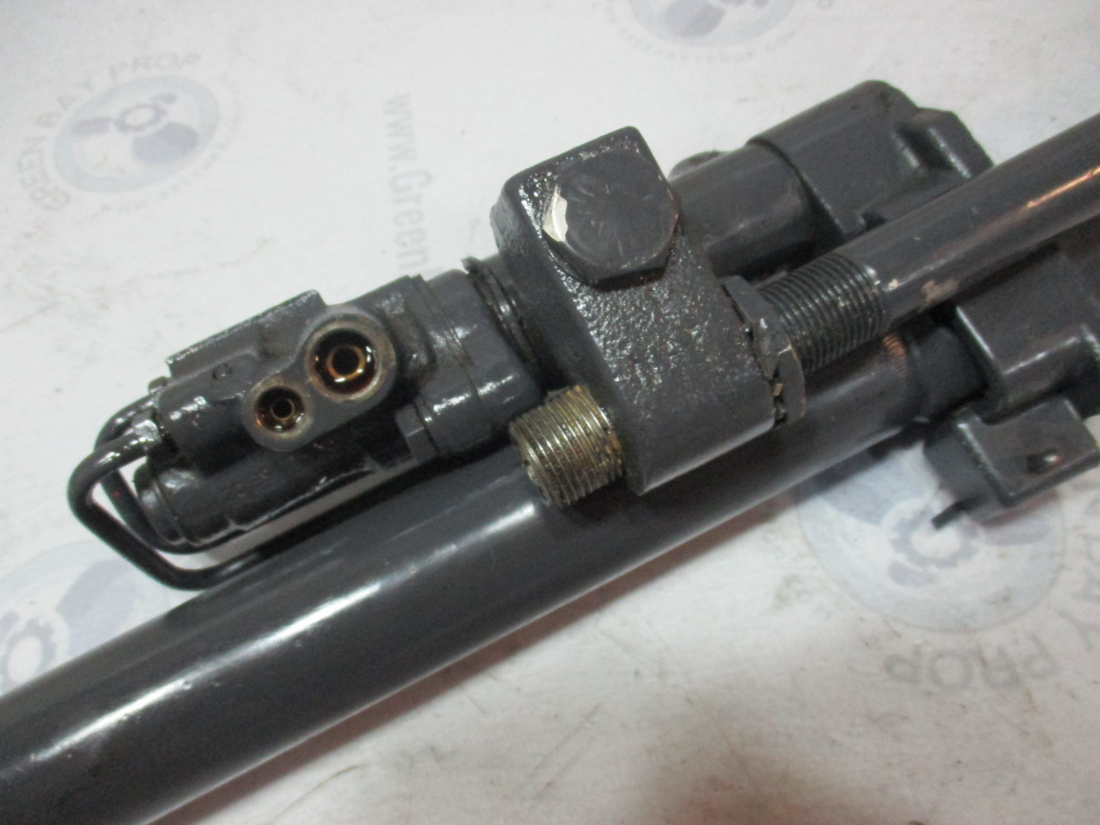 983914 OMC Cobra 4.3 5.0 5.7 Power Steering Cylinder Actuator 0983914