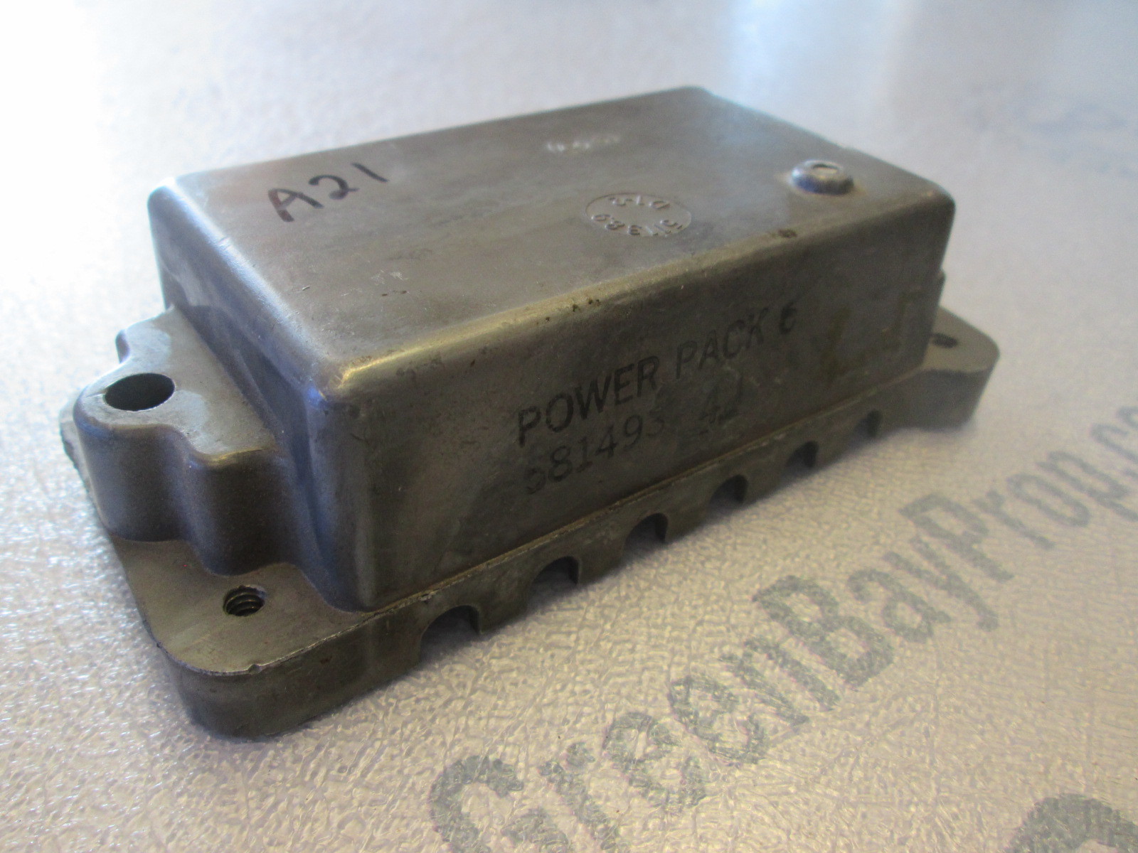 581551 0581925 0582057 Evinrude Johnson Outboard Power Pack Green Bay