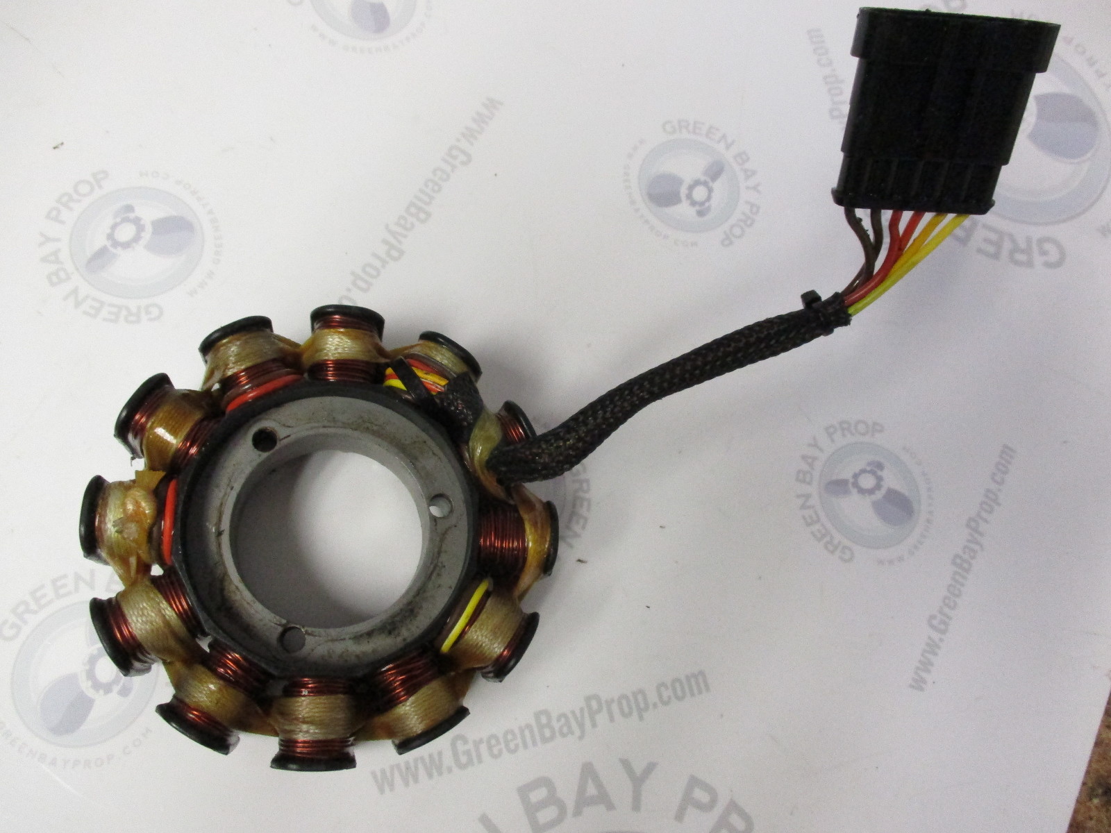 0586766 586766 Evinrude Johnson 4090 Hp Outboard Stator 0586949 2004