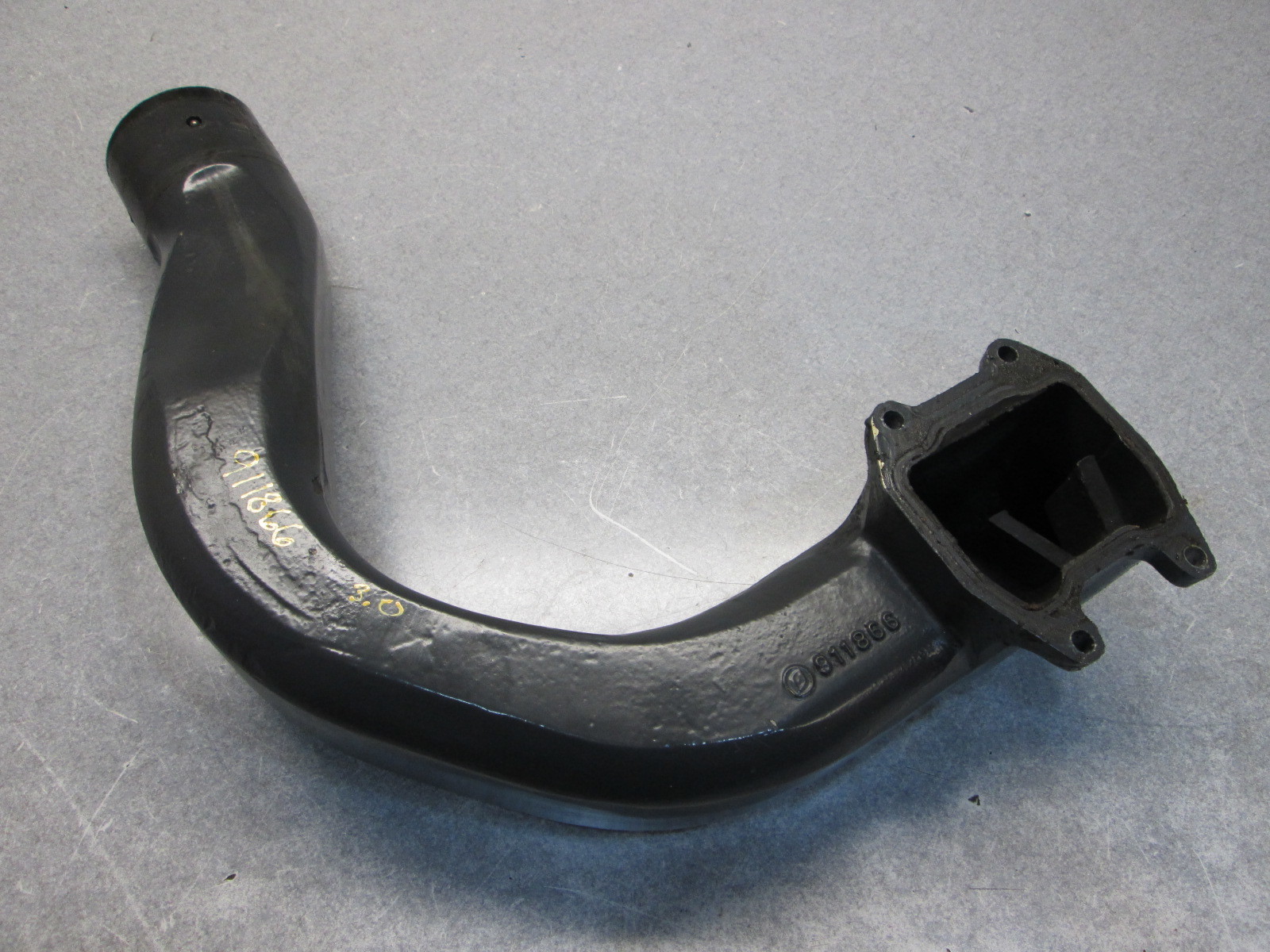 911866 OMC Cobra Chevy 2.5L 3.0L Exhaust Pipe 198688 0911866 Green