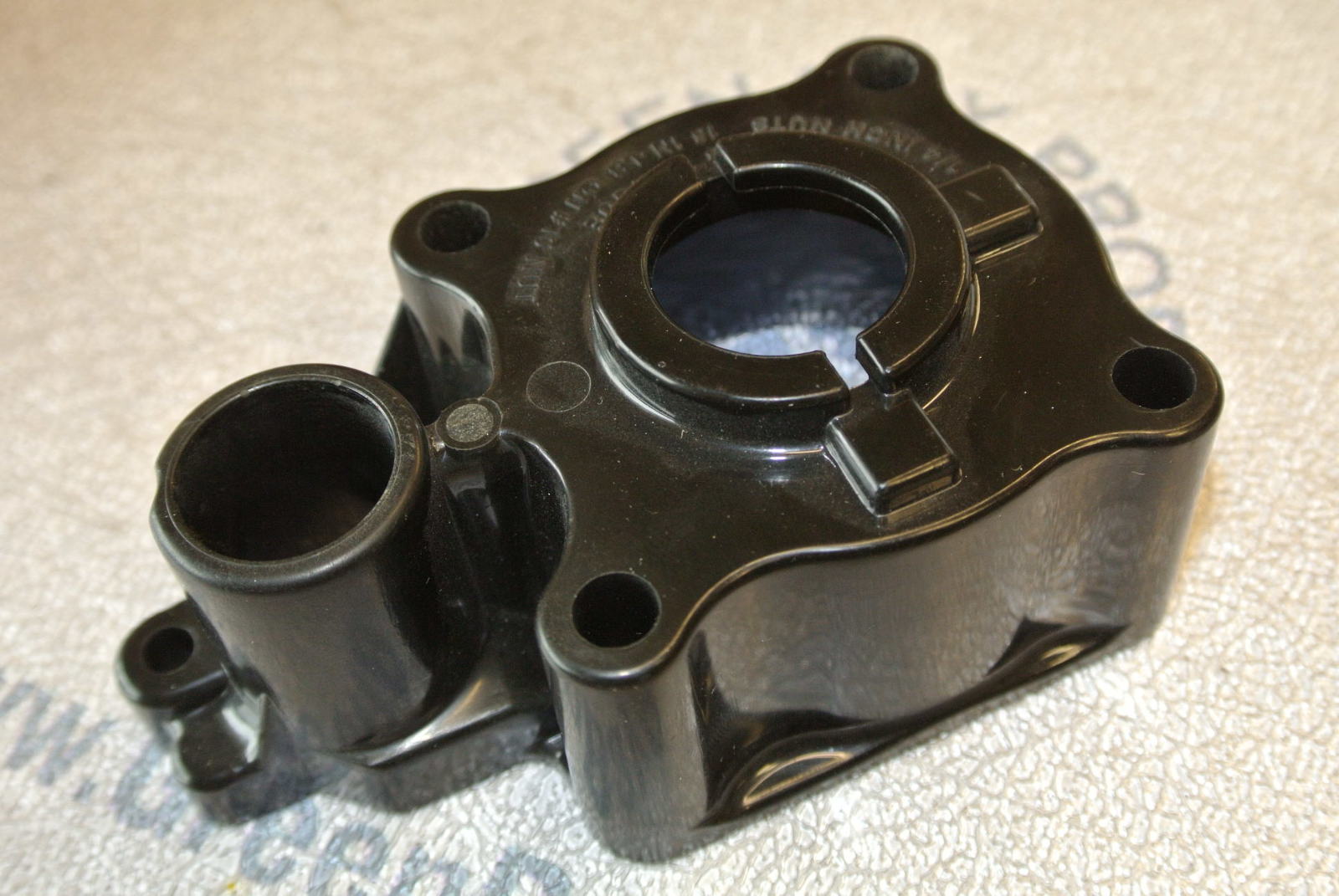 46F6940602 Water Pump Body Impeller Housing Force 90 120 Outboard & L