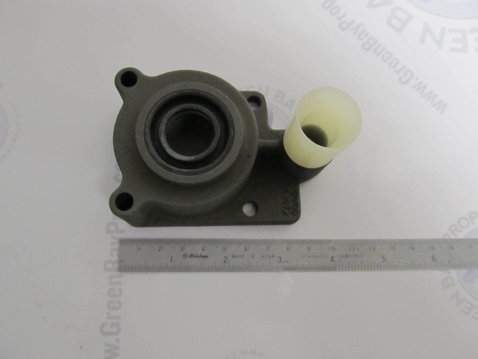 46-817853T1 817853A1  Water Pump Body 75-140 Hp Mercury Force Chrysler Outboards