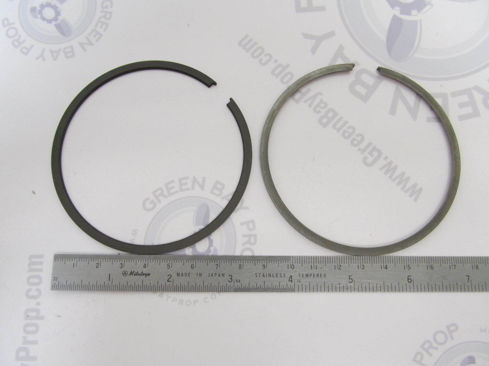 39-818129A2 Mercury Chrysler Force Sportjet 90-150 HP Outboard Piston Ring Set .030 NLA