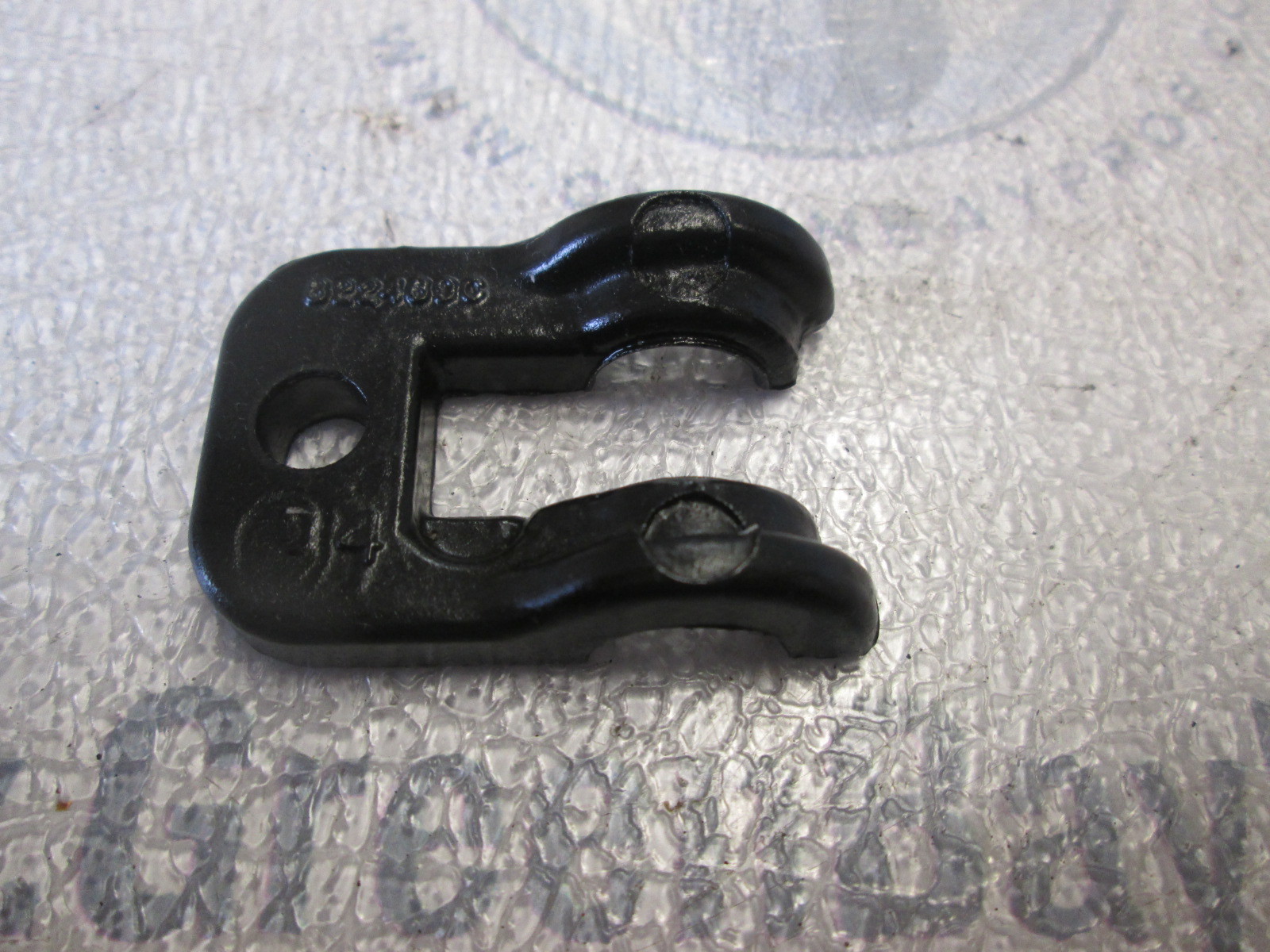 822469 Intermediate Lever Cap for Mercury Mariner Force 30-50 Hp Outboard