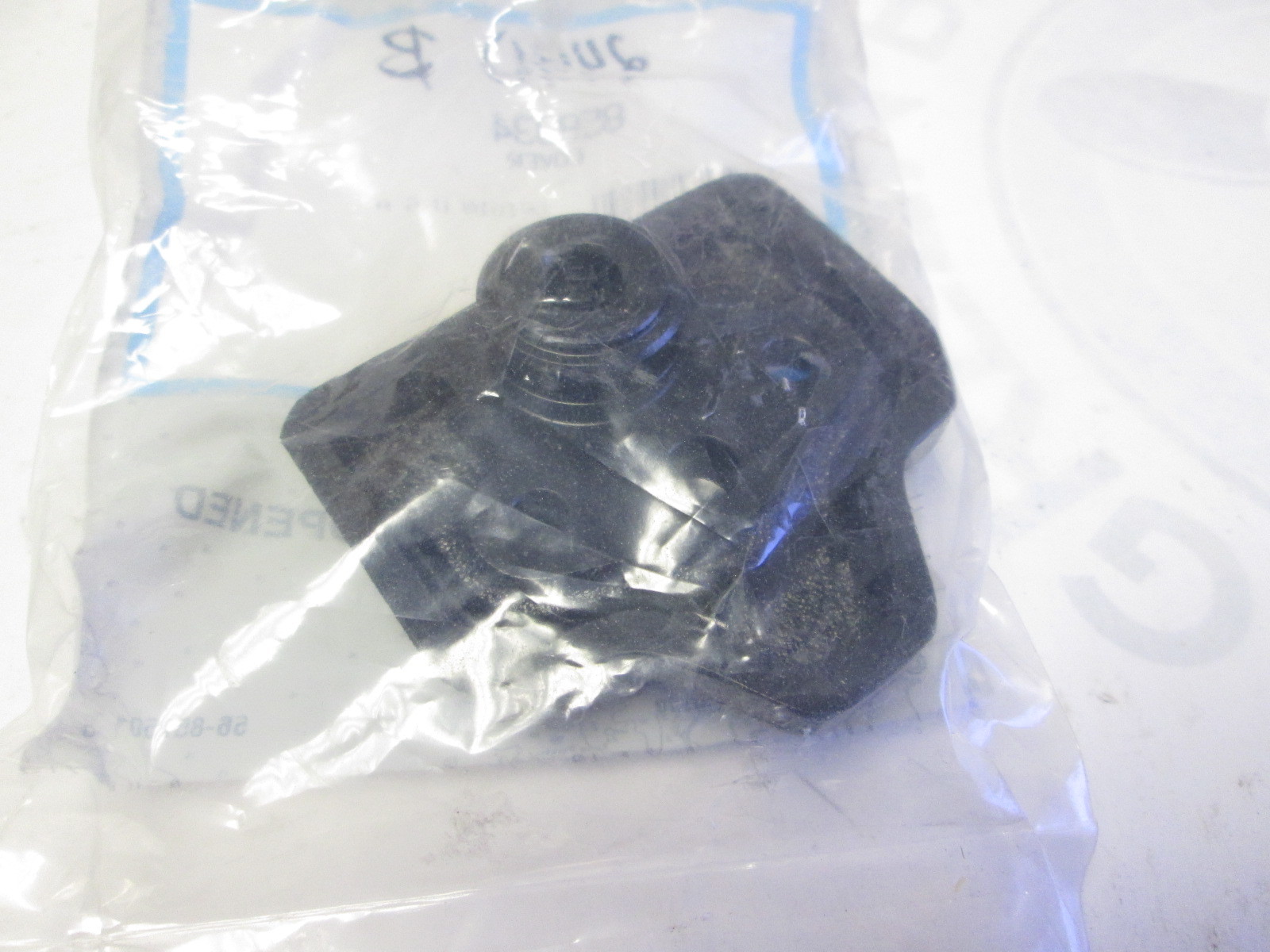 858934 Fits Mercury Mariner 200-250 Hp Outboard Lower Unit Shift Shaft Seal Cover