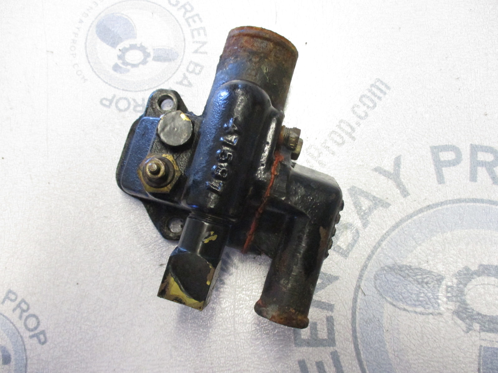 861493A3 47587 60372A1 Thermostat Housing Assy Mercruiser 120-165 3.0L