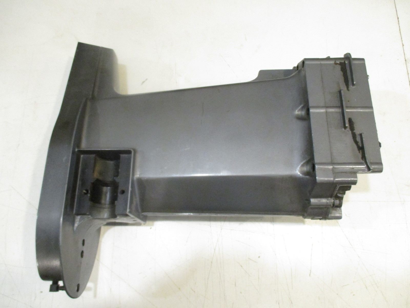 1598-8974A14 Mercury Outboard Drive Shaft Midsection Housing 898289A49