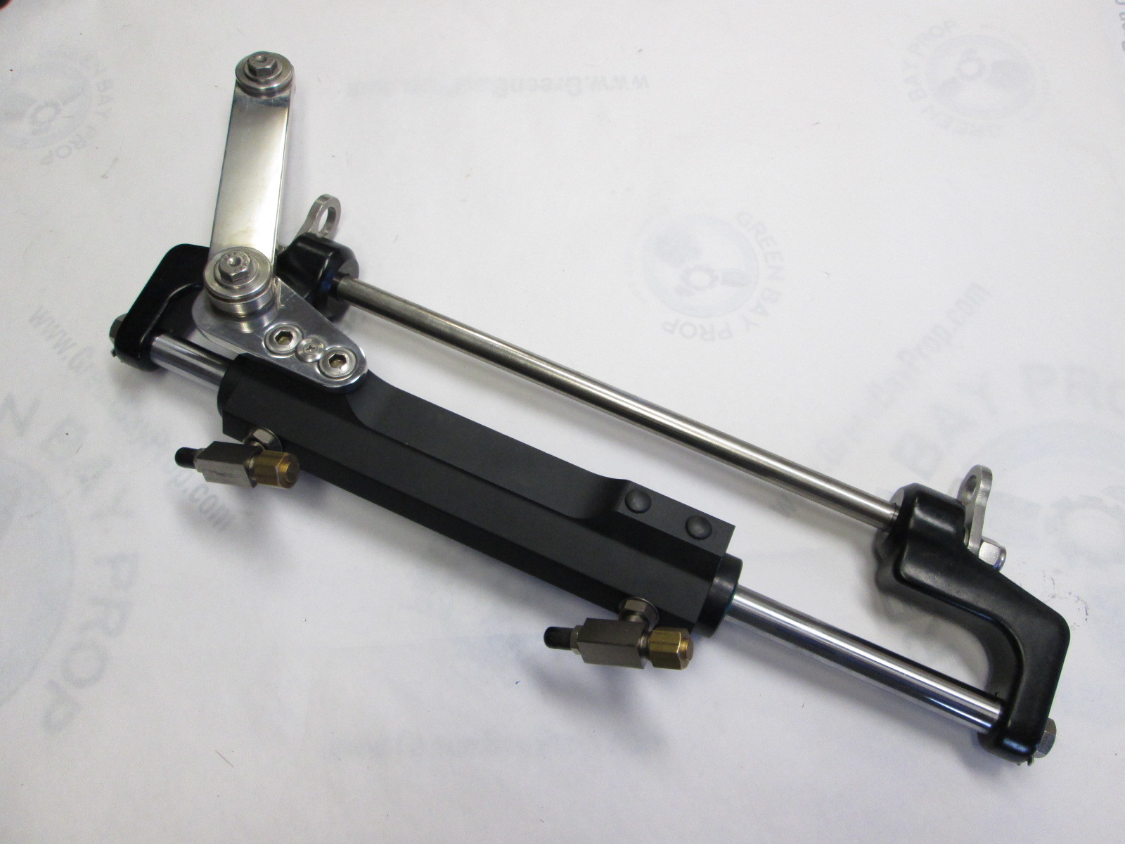 898349A01 Mercury Verado V4 135175 Hp 4 Stroke Universal Steering