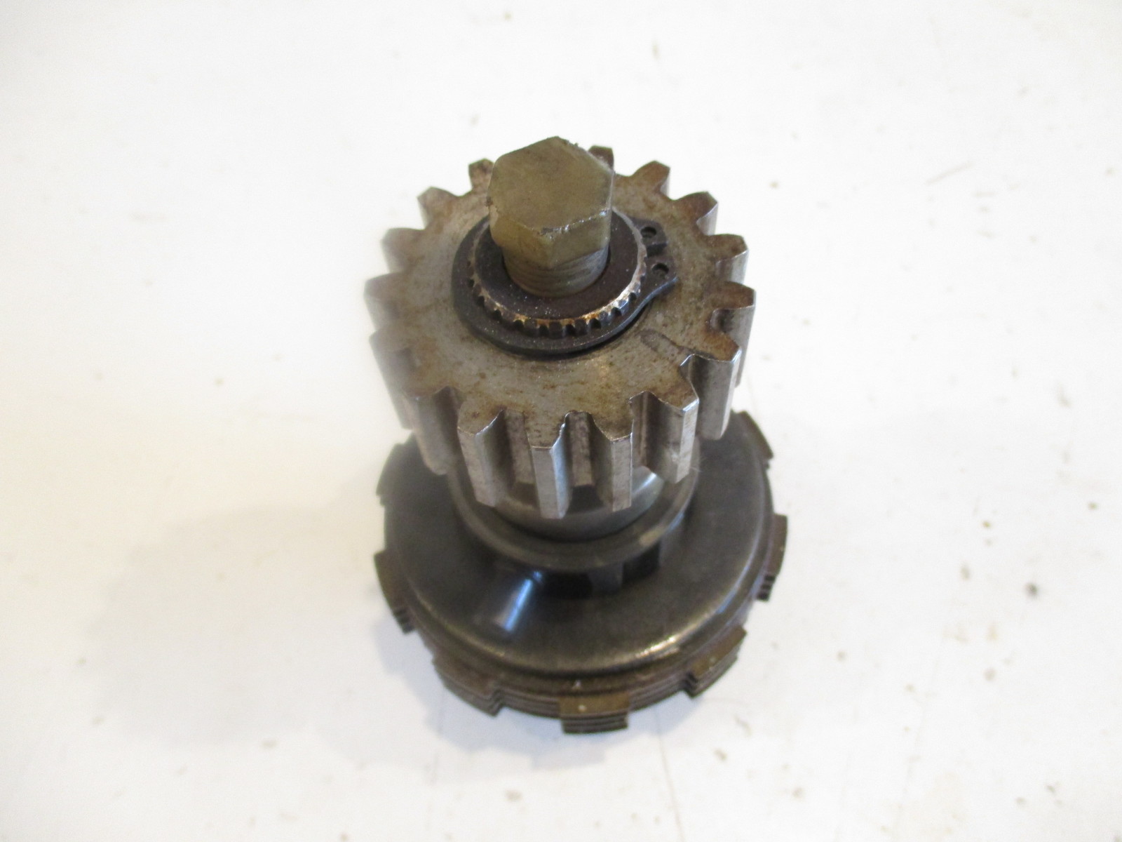 0983303 OMC Stringer Intermediate Housing Tilt Clutch Shaft & Clutch