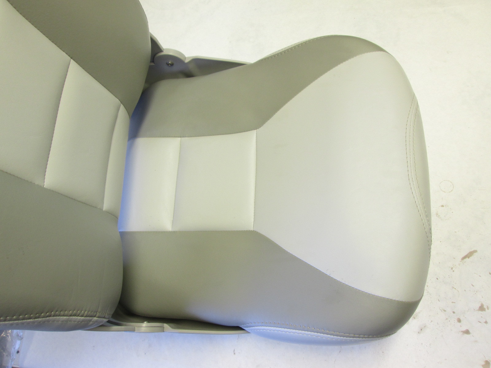 Alumacraft Gray Folding Boat Pedistal Seat
