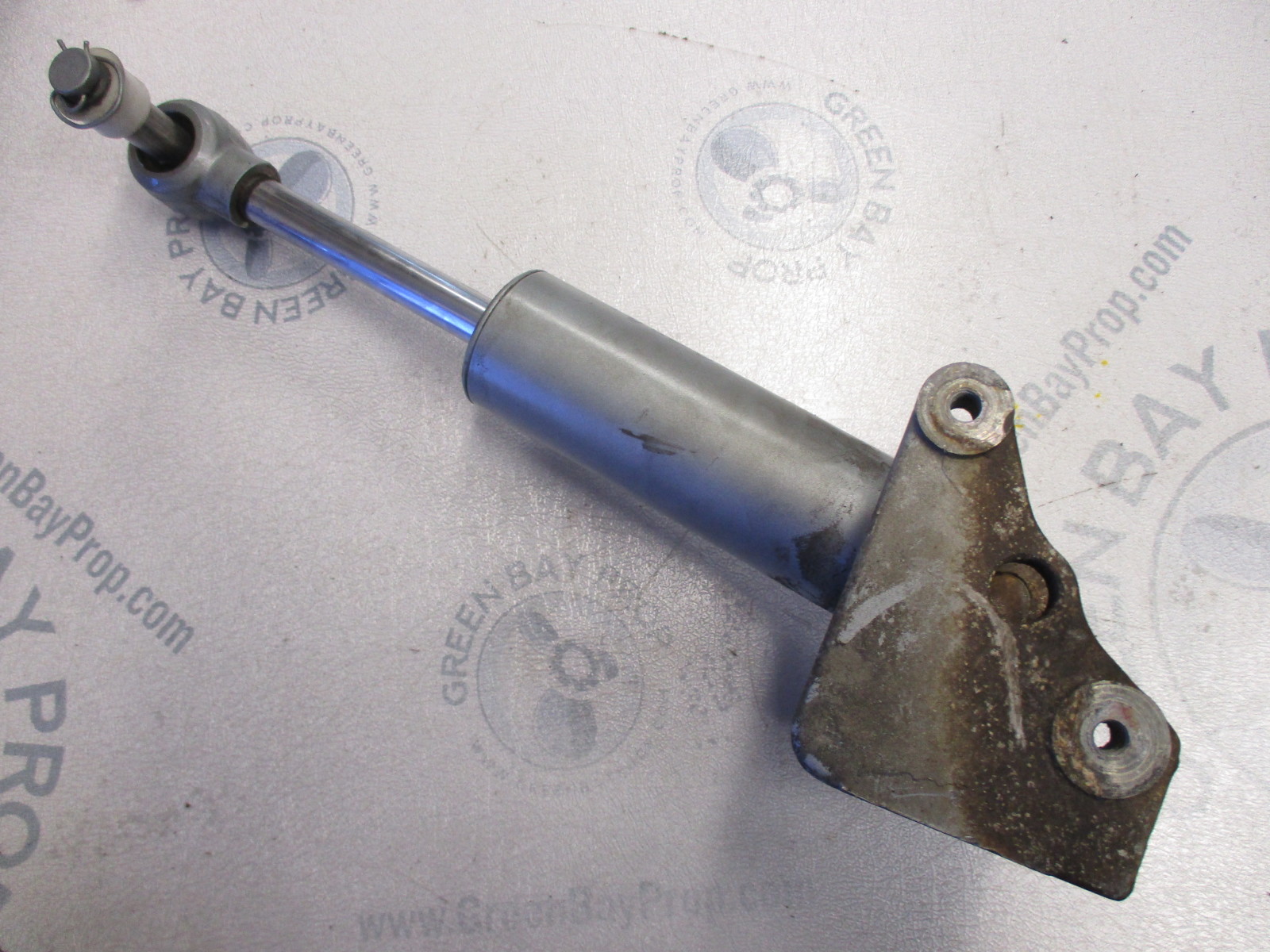 ... 0387791 0329519 Evinrude Johnson 60-75 HP Outboard Shock Absorber Tilt Assist Cylinder