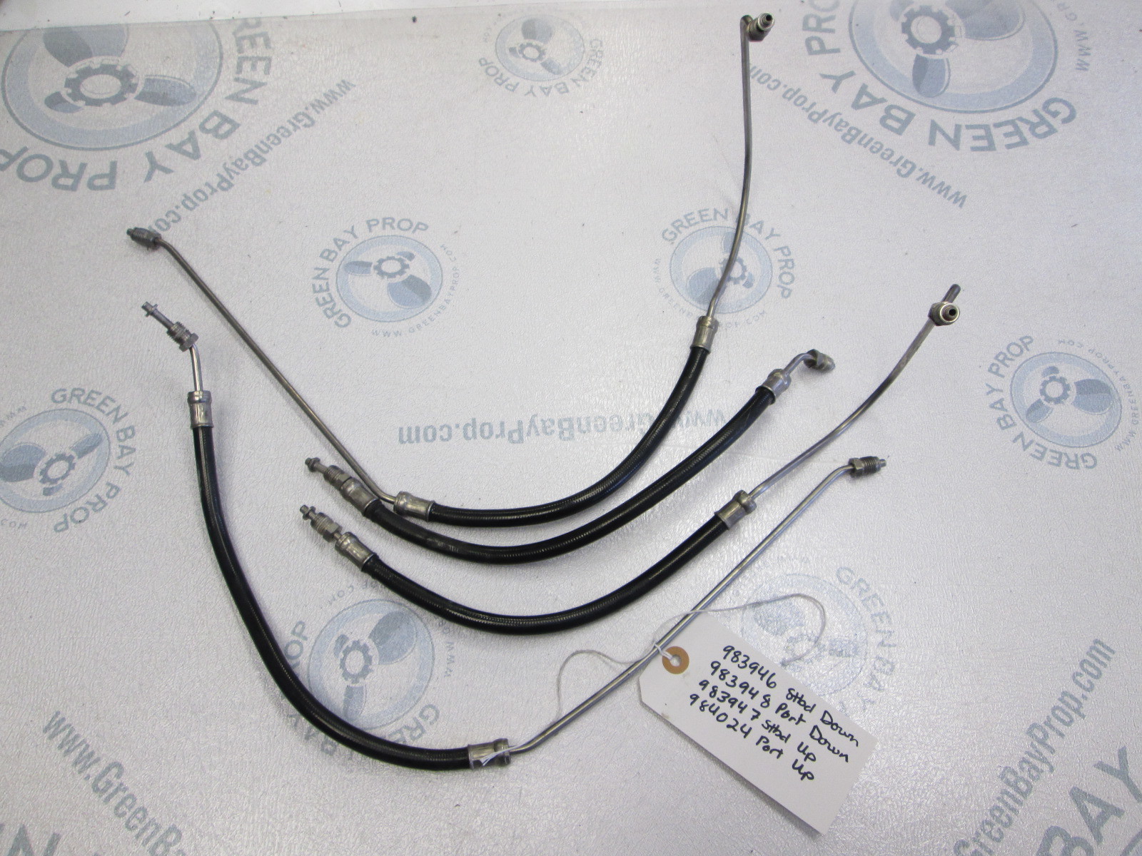 0983946 0983948 OMC Cobra Up & Down Trim Oil Line Hose
