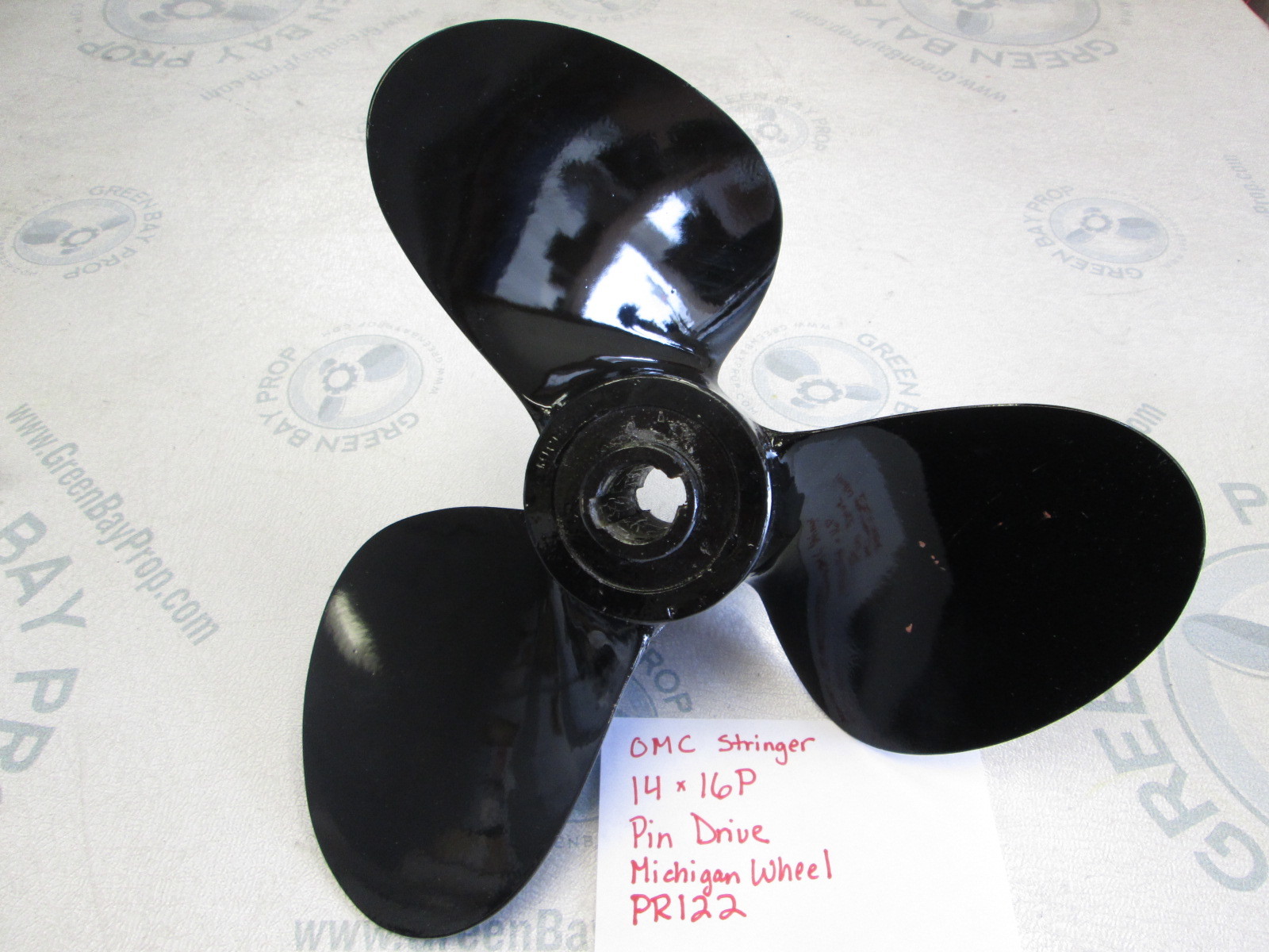 14 x 16 Pitch Prop for OMC Stringer Stern Drive Pin Drive PR122