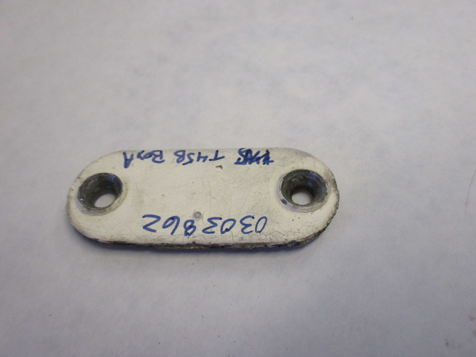 303862 Evinrude Johnson 2040 Hp Exhaust Housing Cover Plate 196897