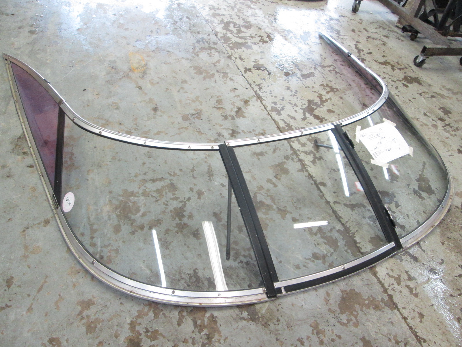 Chris Craft 23 ft Concept Curved Boat Walk Through Windshield Green