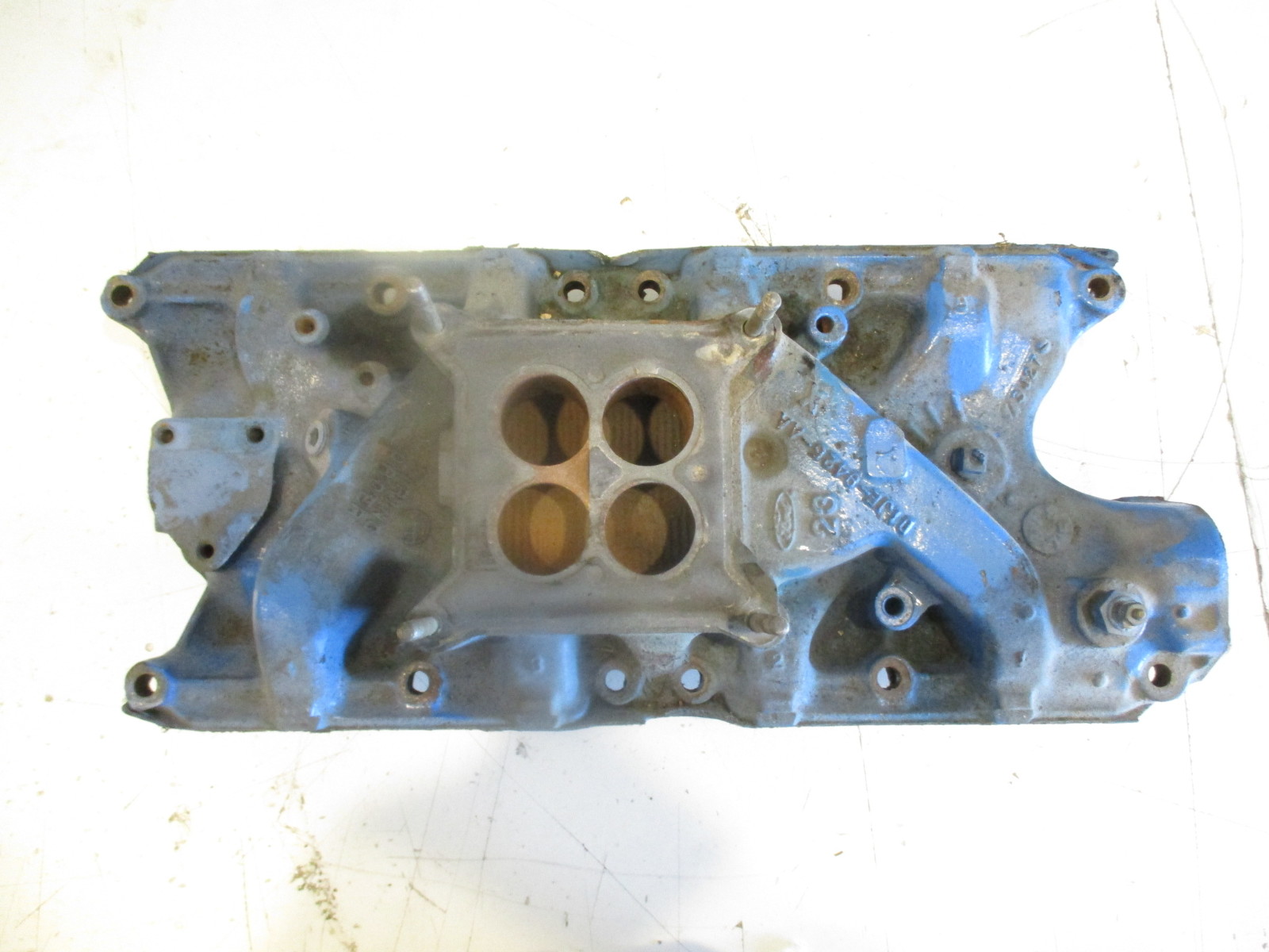 D1JE-9425-AA OMC Stringer Stern Drive Ford V8 Intake Manifold 4 Barrel