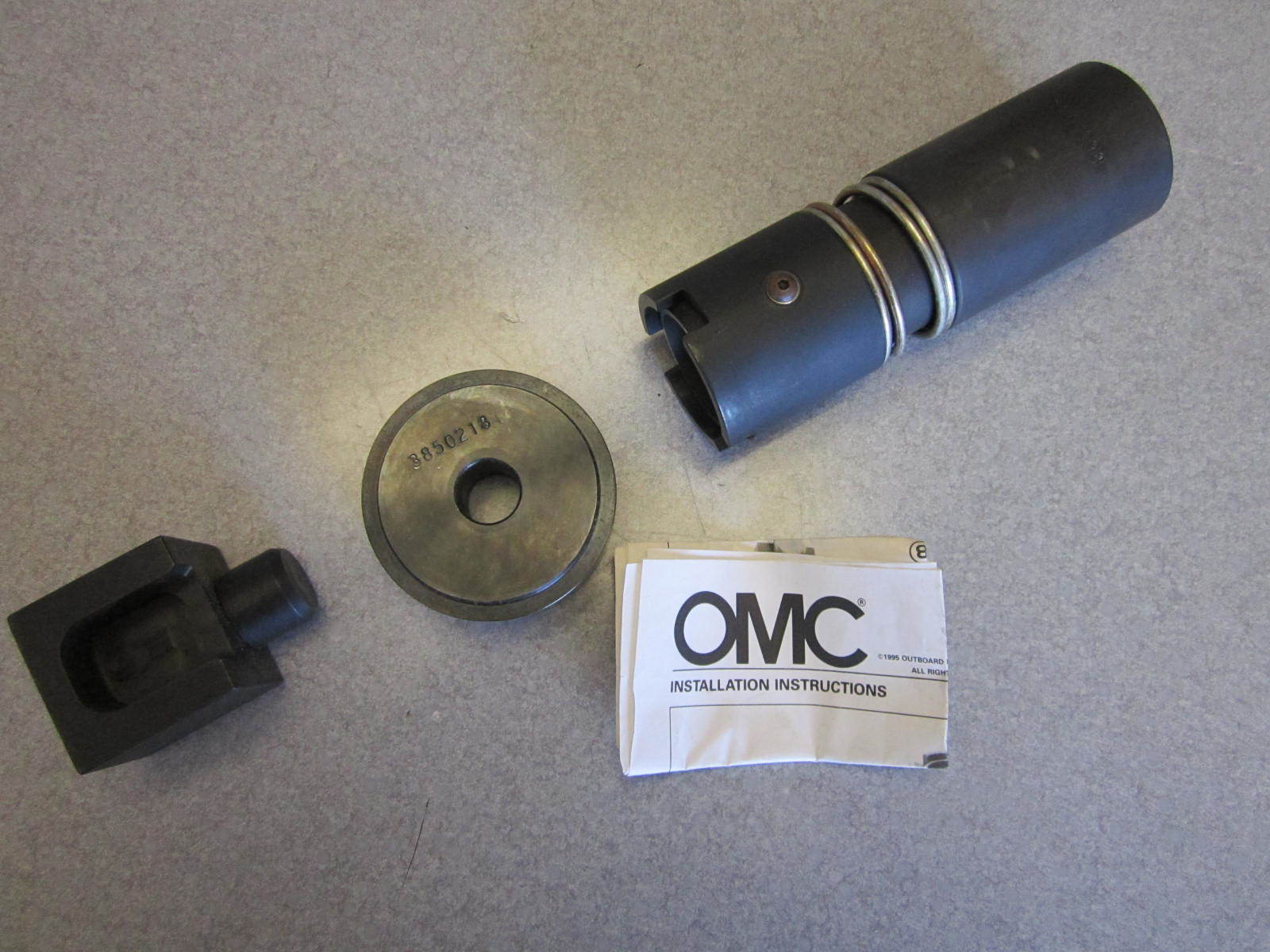 OMC- Cobra Lower Gearcase Service Tool Kit 3855100