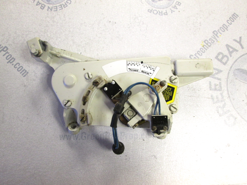 0981322 982886 OMC Stringer Stern Drive Mechanical Shift Converter Housing