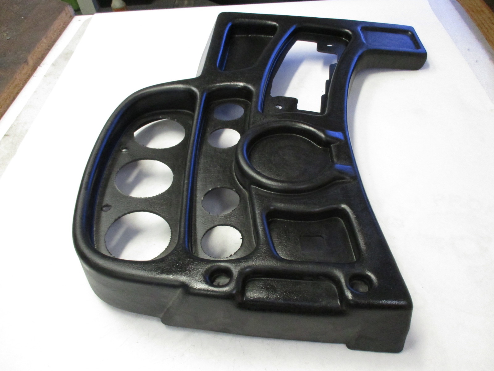 Skeeter Dash Gauge Panel Black Driver Sidel 27 x 16 x 4 Green Bay