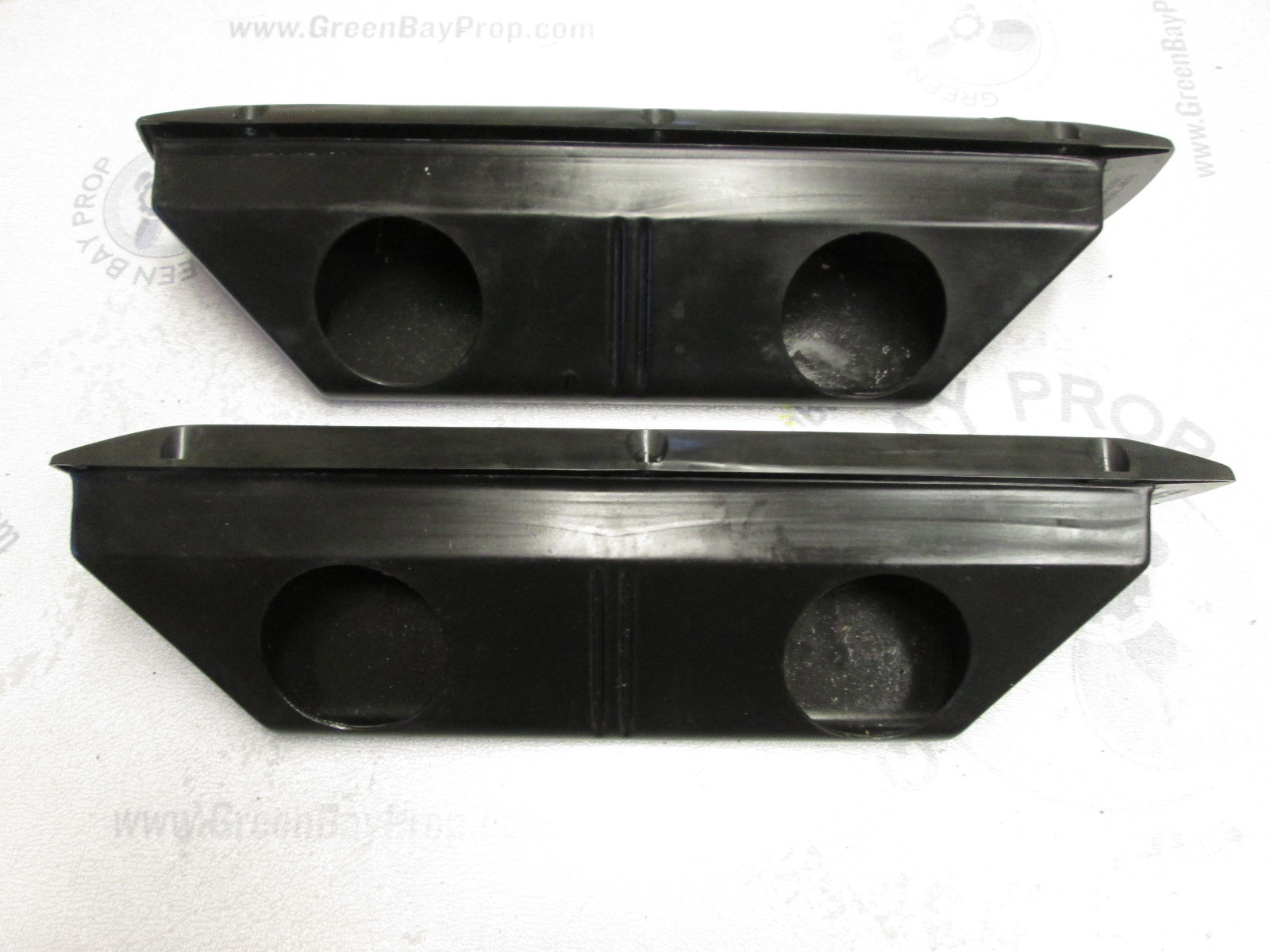 1980's Thompson Cutlass 185 Boat Black Plastic Louvered Blower Vent