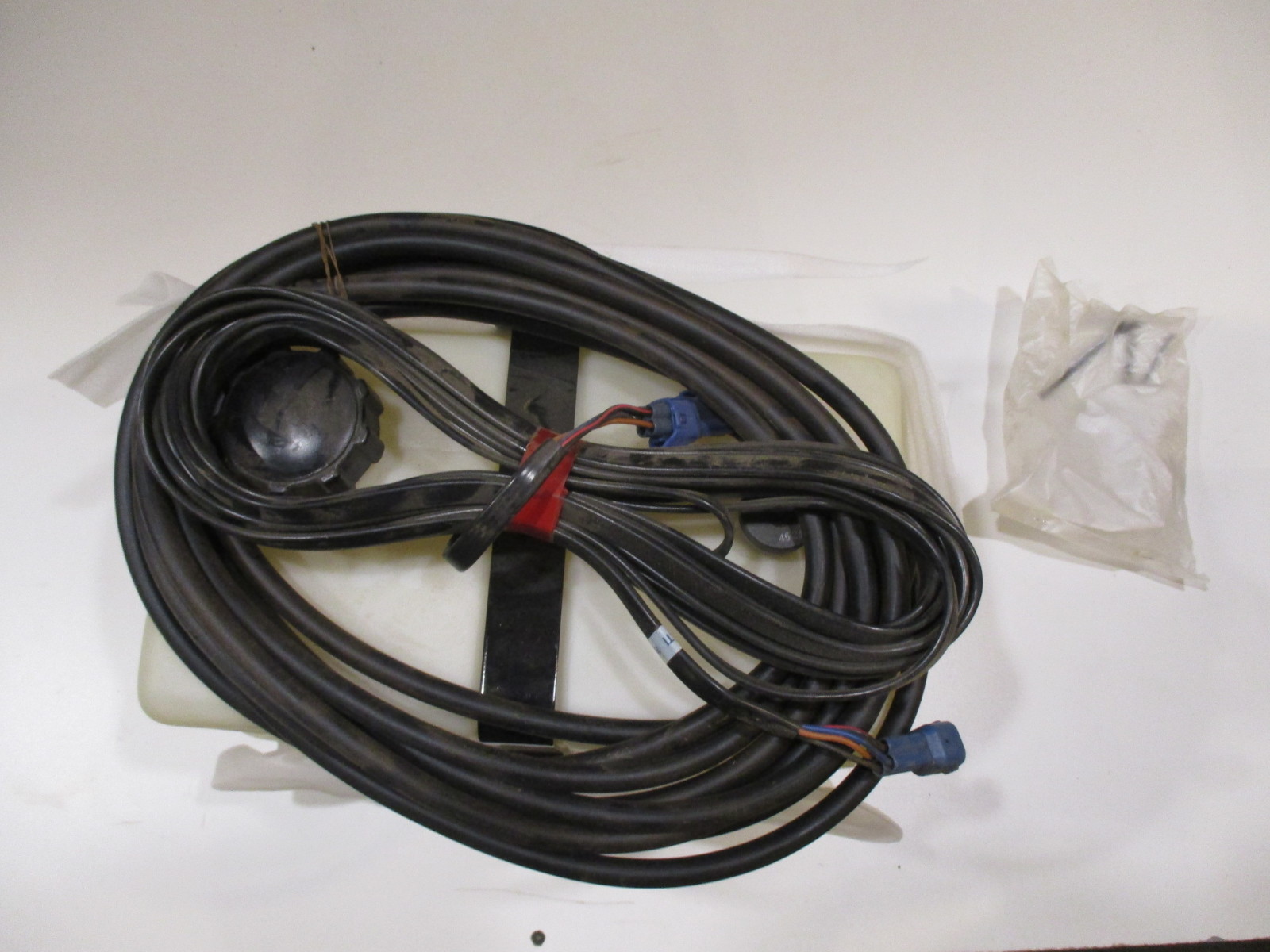 6YRW003592 Yamaha Marine Outboard Oil Tank Kit 2.8 Gal Green Bay