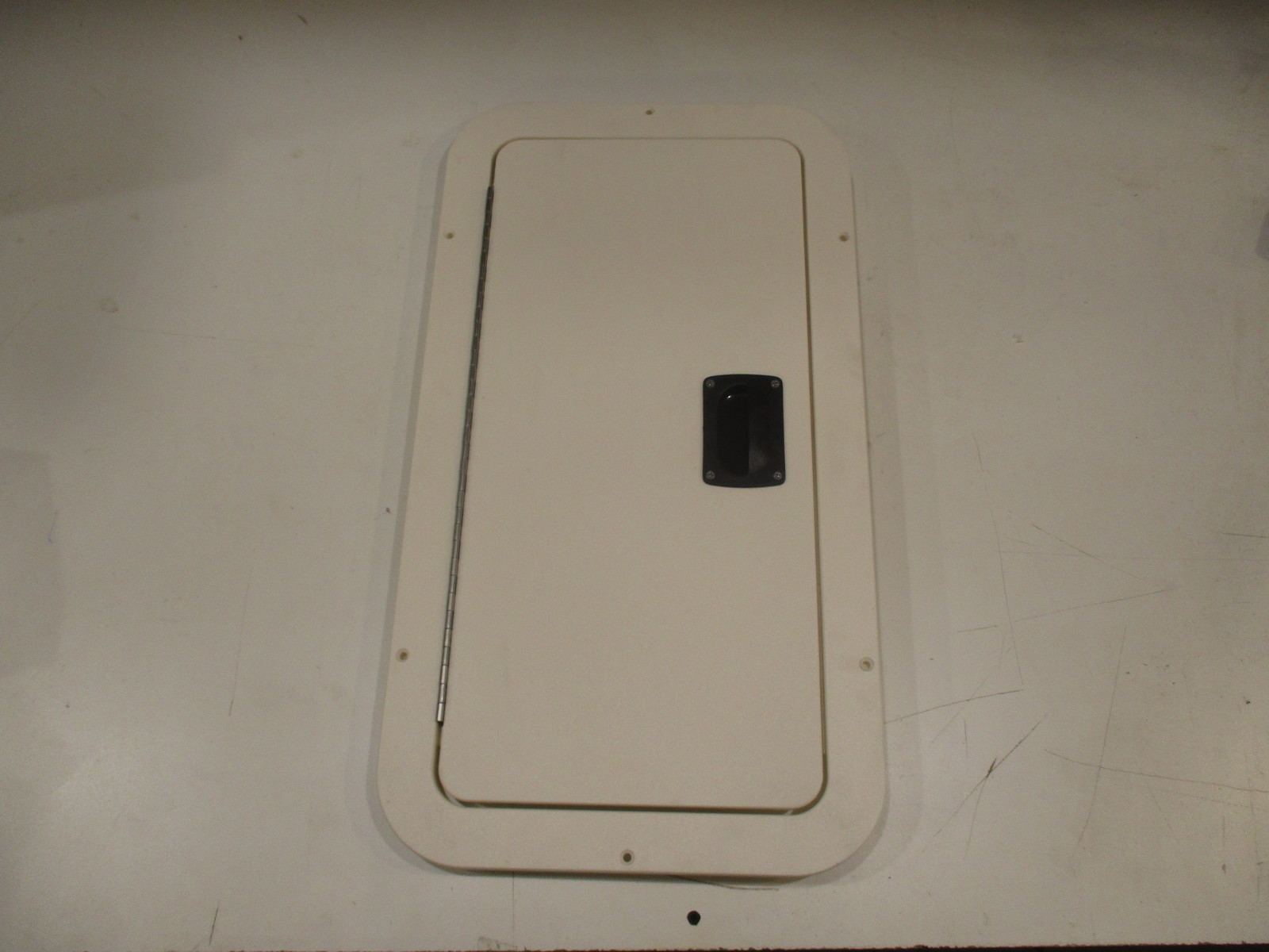 Voyager Pontoon Marine Boat White Poly Access Hatch Door Panel 24 1/4